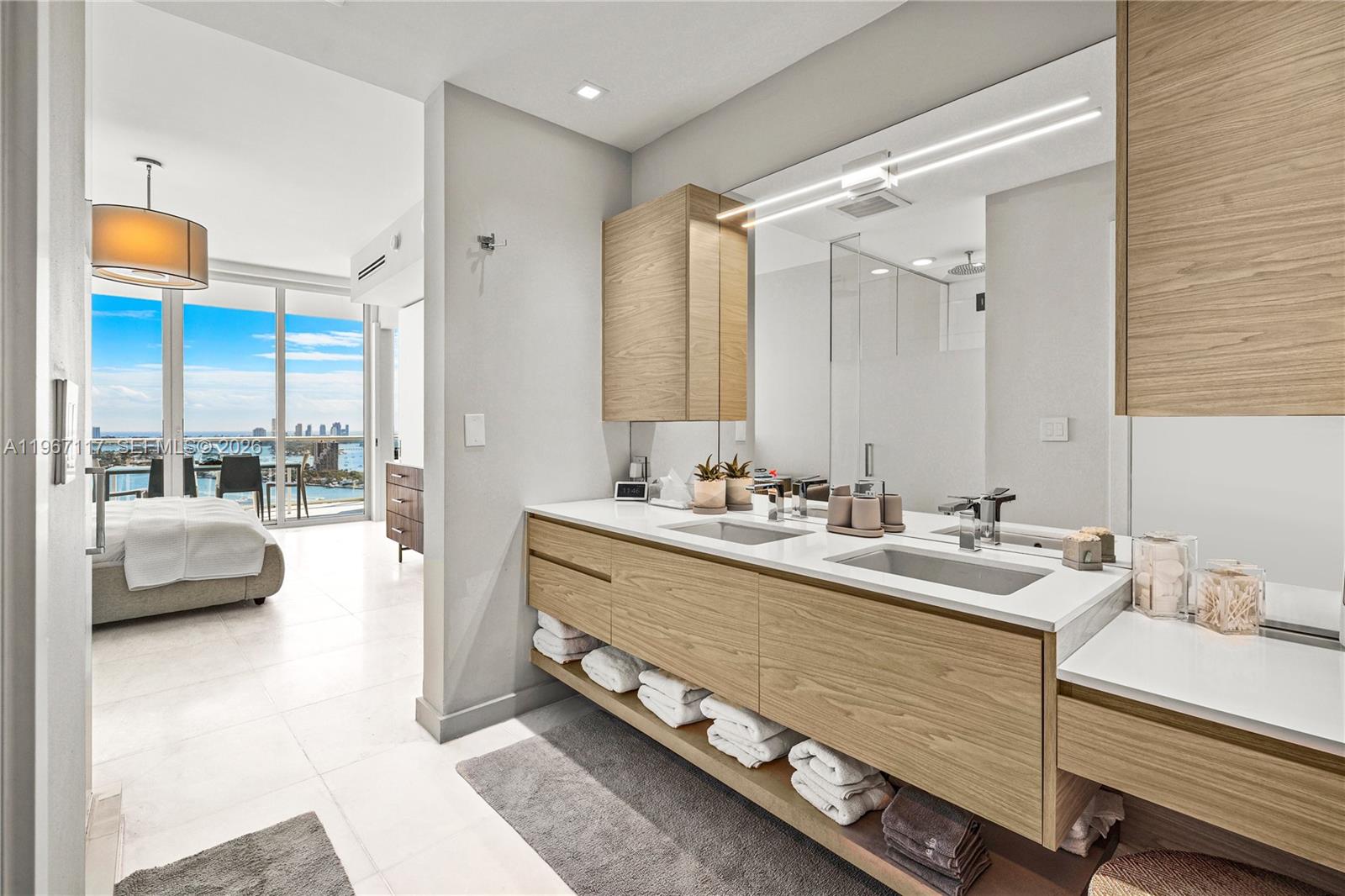 image Paramount Bay16