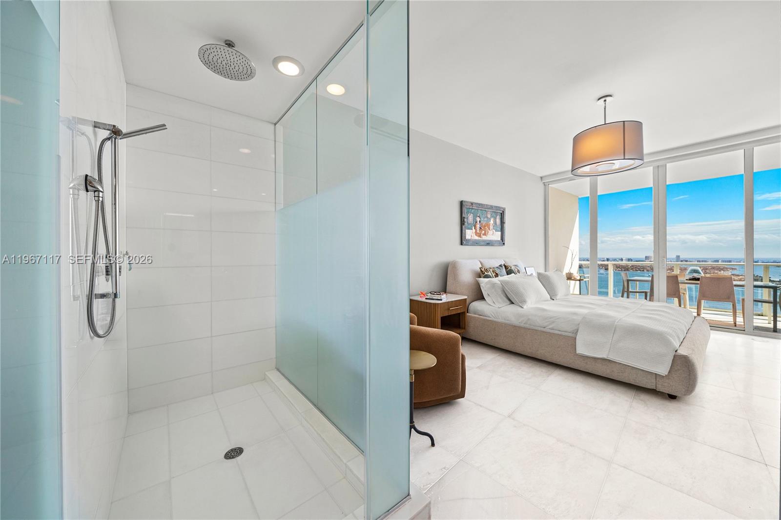 image Paramount Bay19