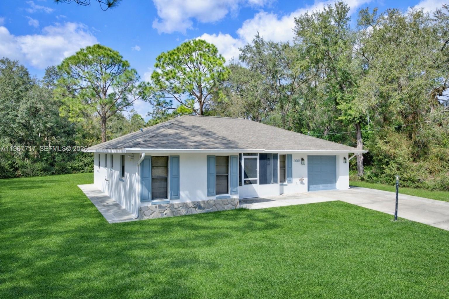 908 Primrose St Lake Placid, FL 33852