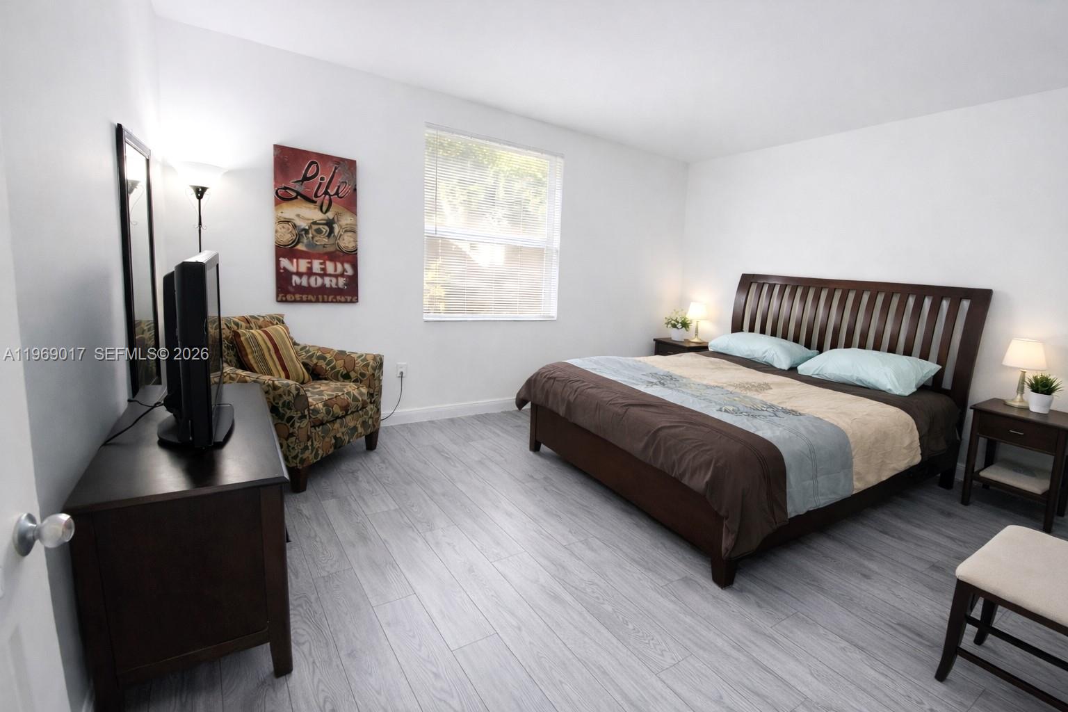 image Porto Bellagio Condo12