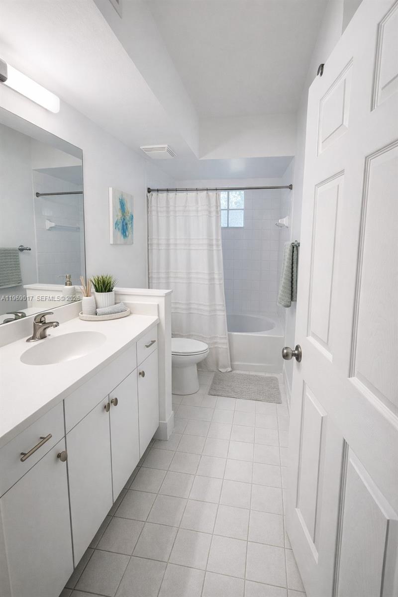 image Porto Bellagio Condo14