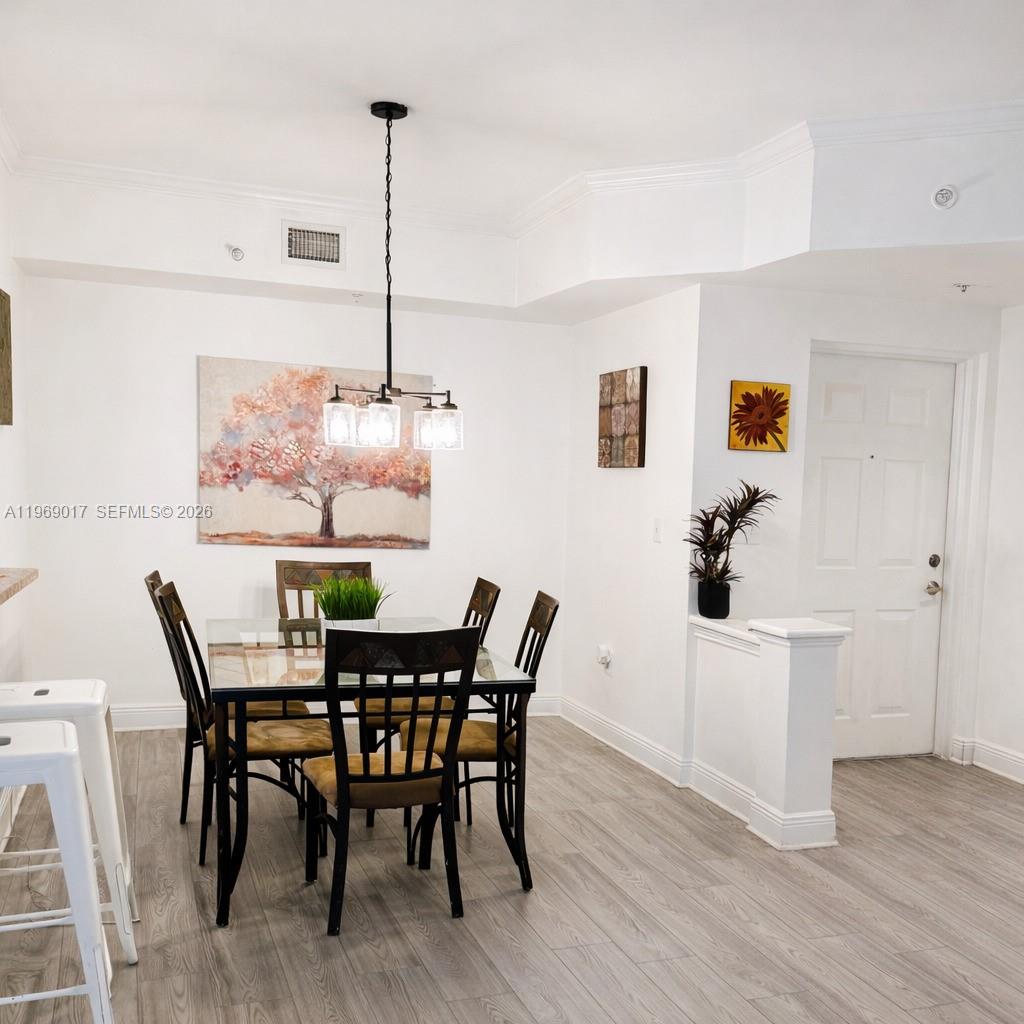 image Porto Bellagio Condo7