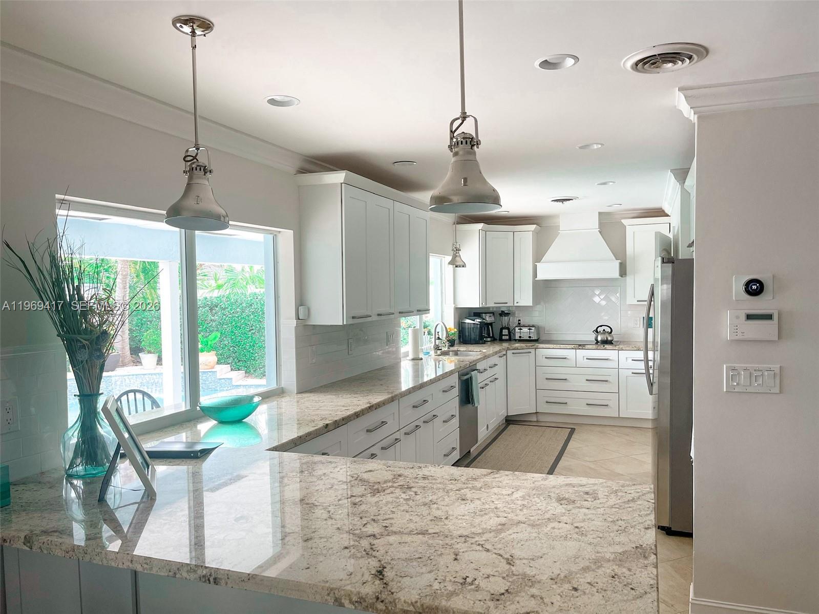 2932 NE 36th St Lighthouse Point, FL 33064