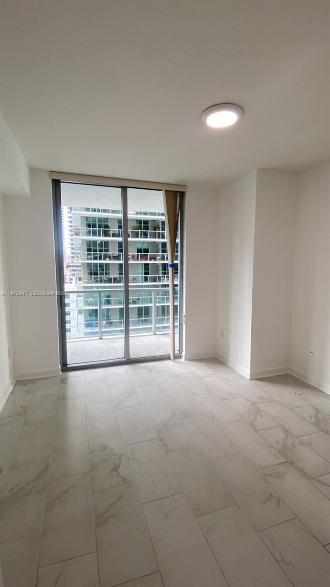 image Axis on Brickell North9