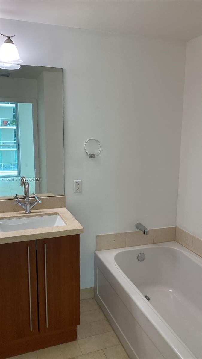 image Axis on Brickell North12