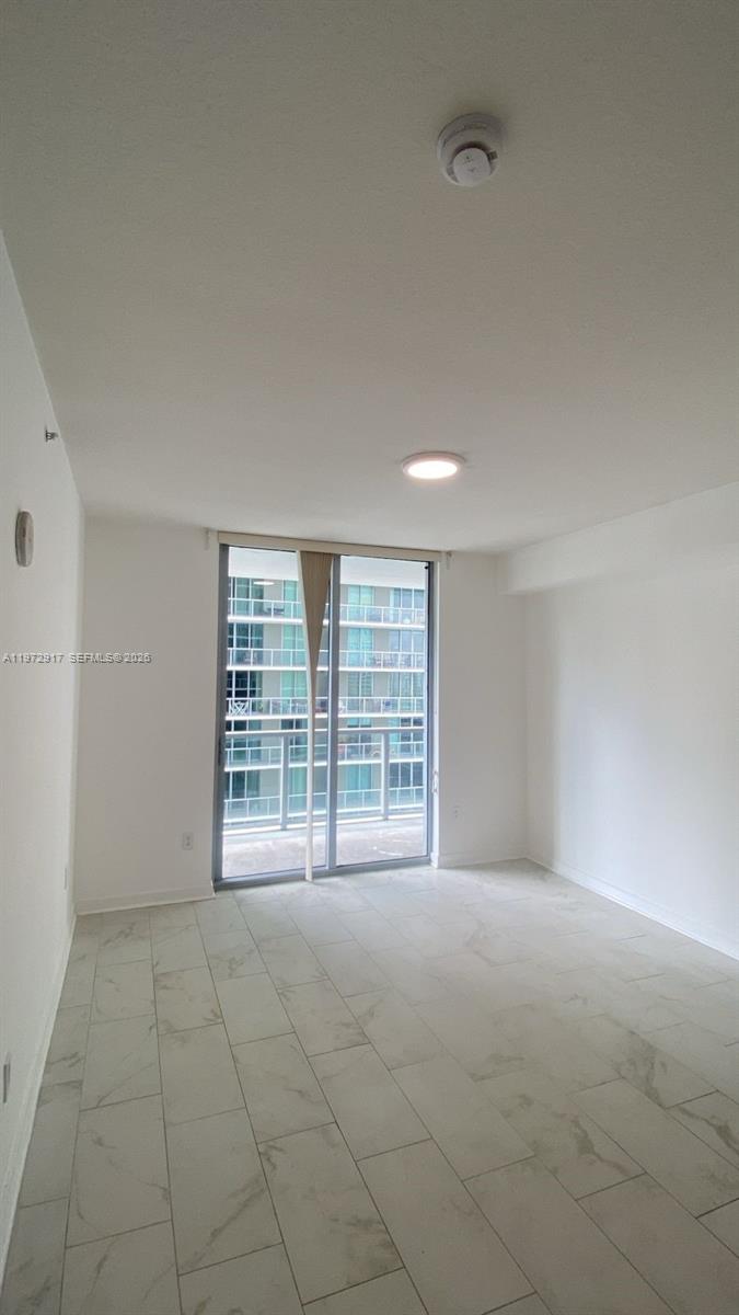 image Axis on Brickell North15