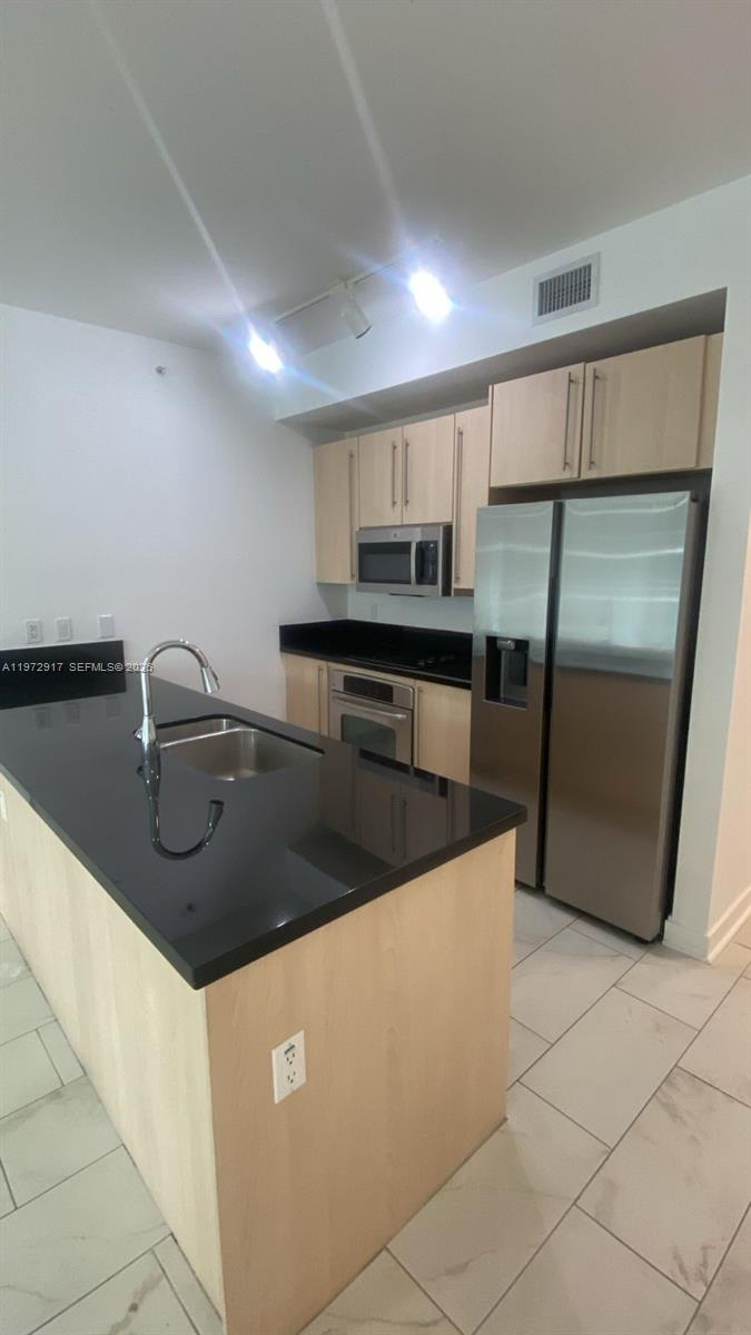 image Axis on Brickell North6