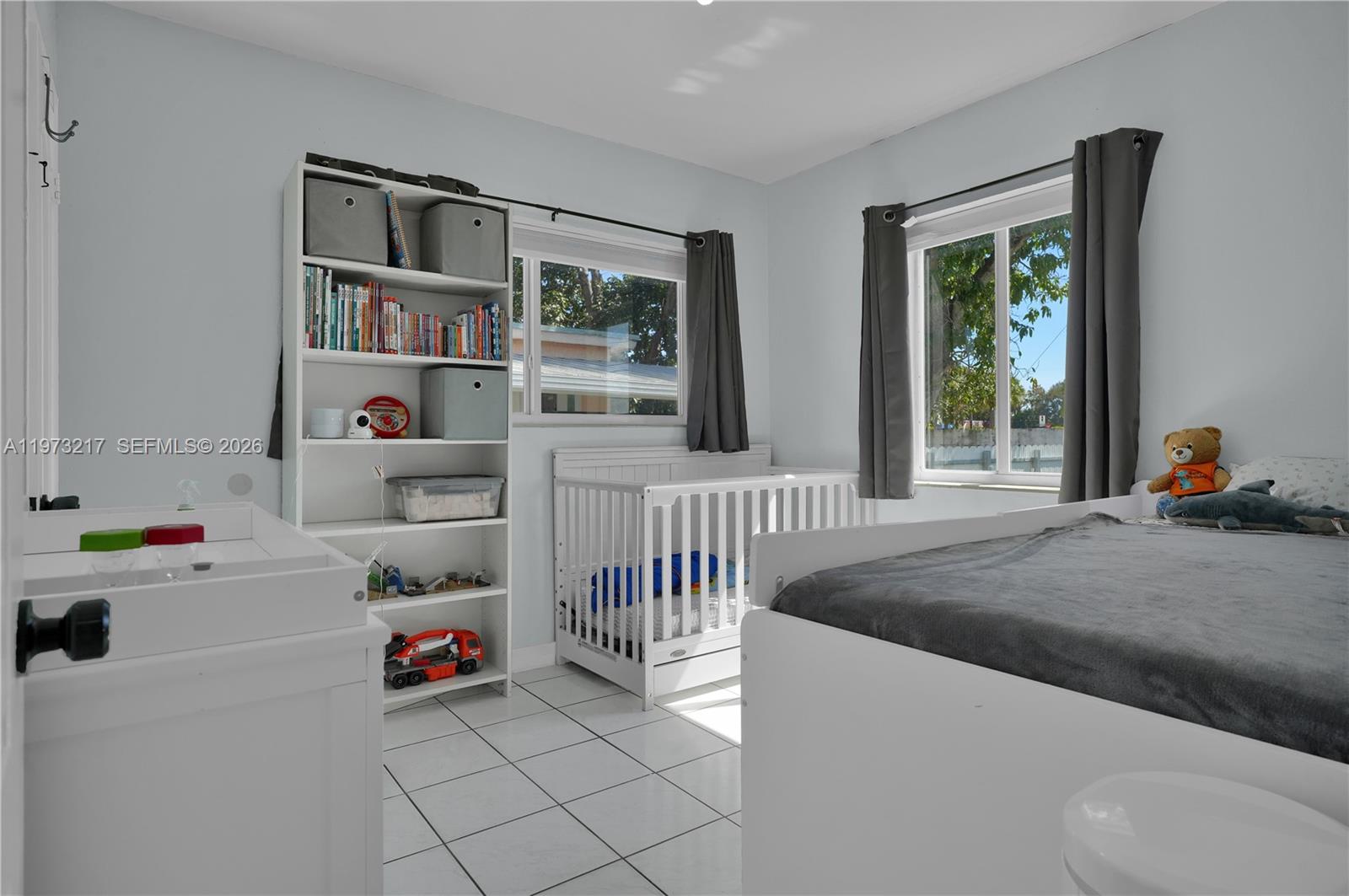 570 NE 169th St North Miami Beach, FL 33162