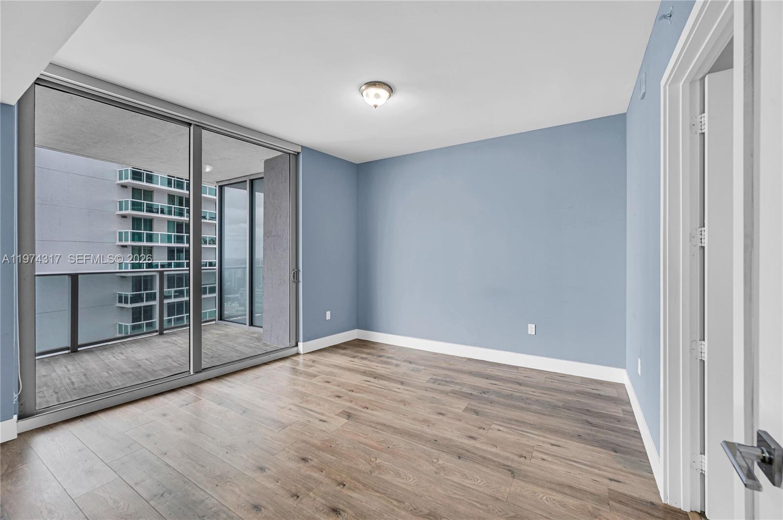 image Aria on the Bay10