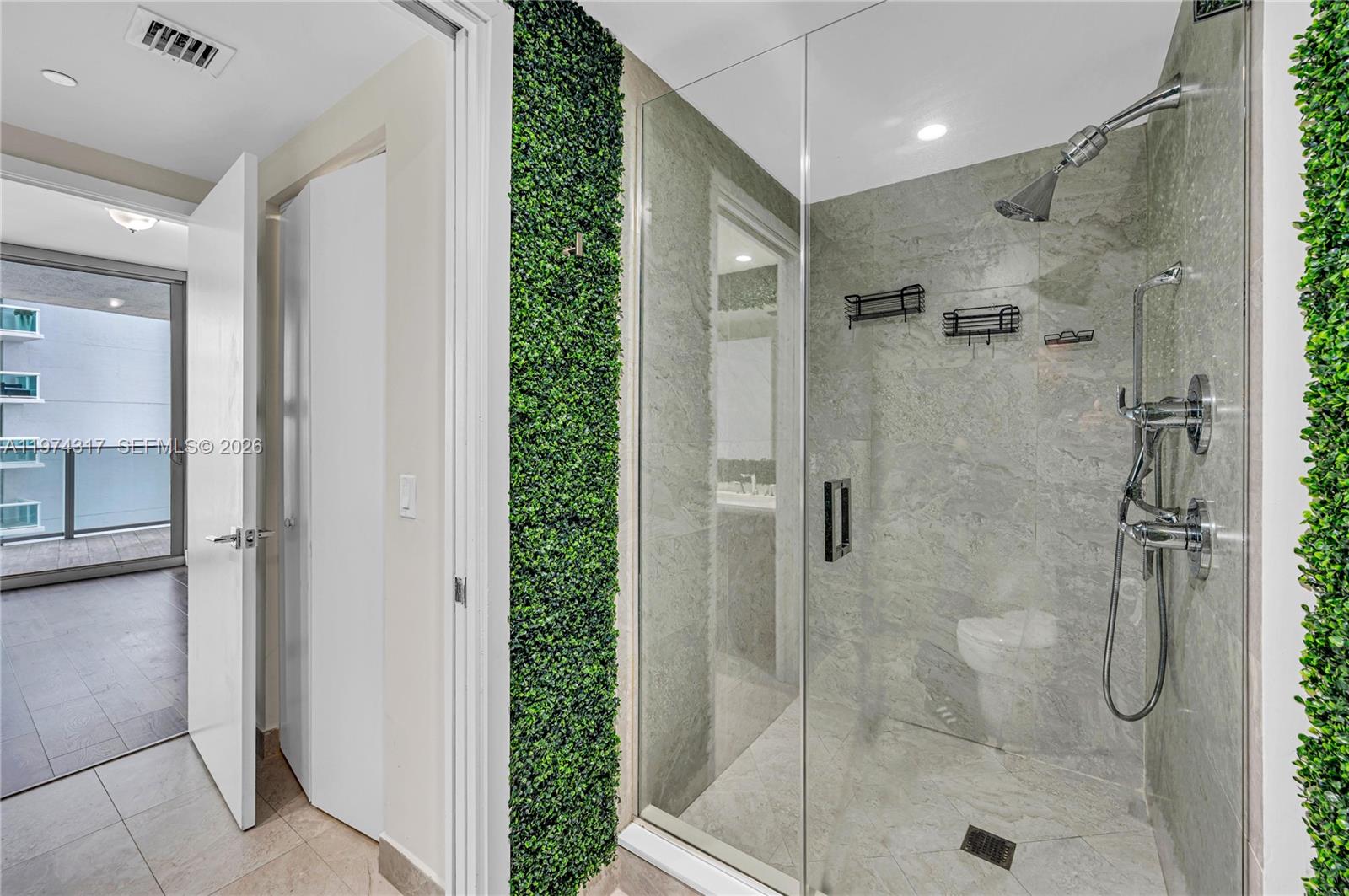 image Aria on the Bay14