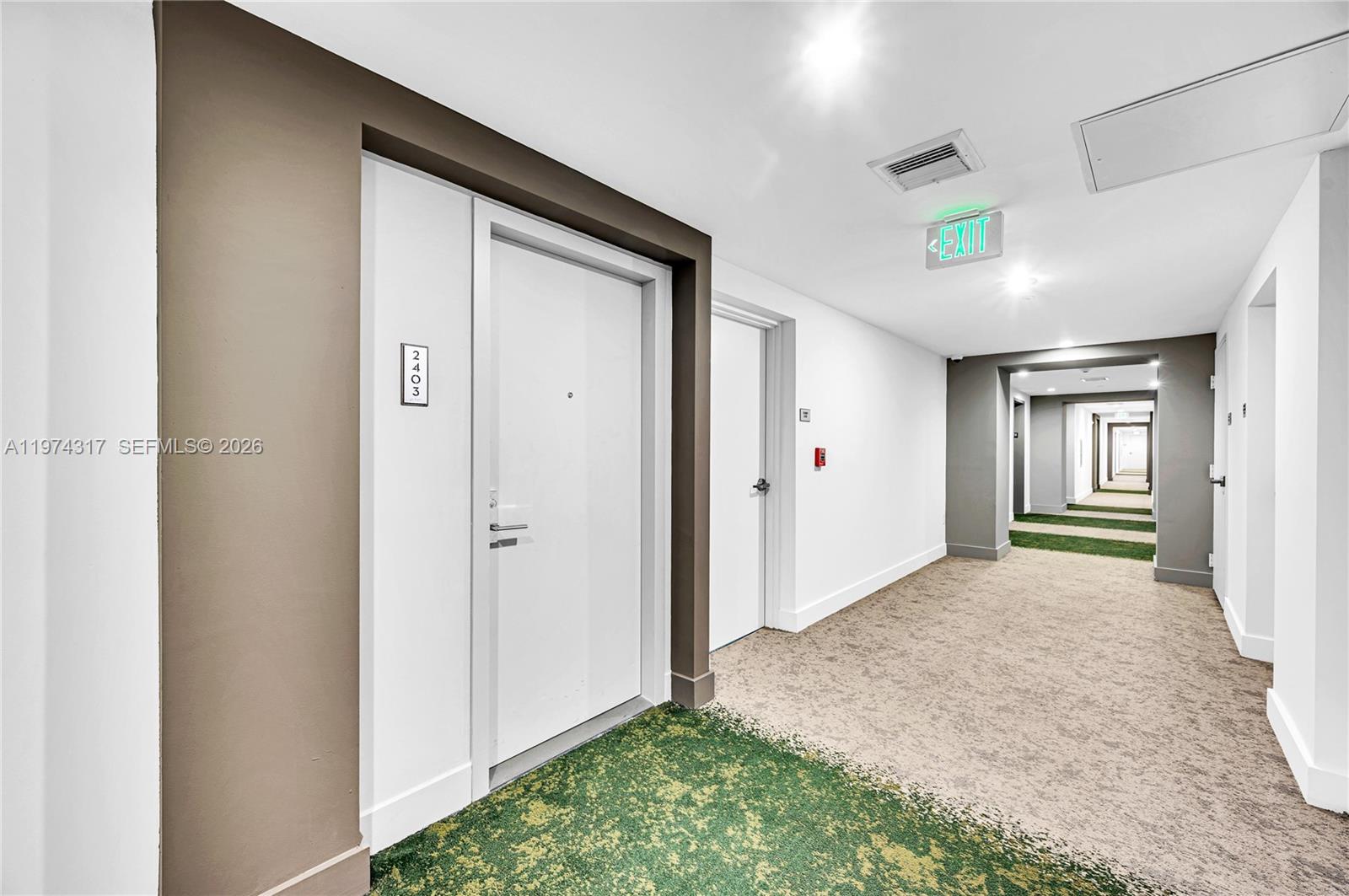 image Aria on the Bay25