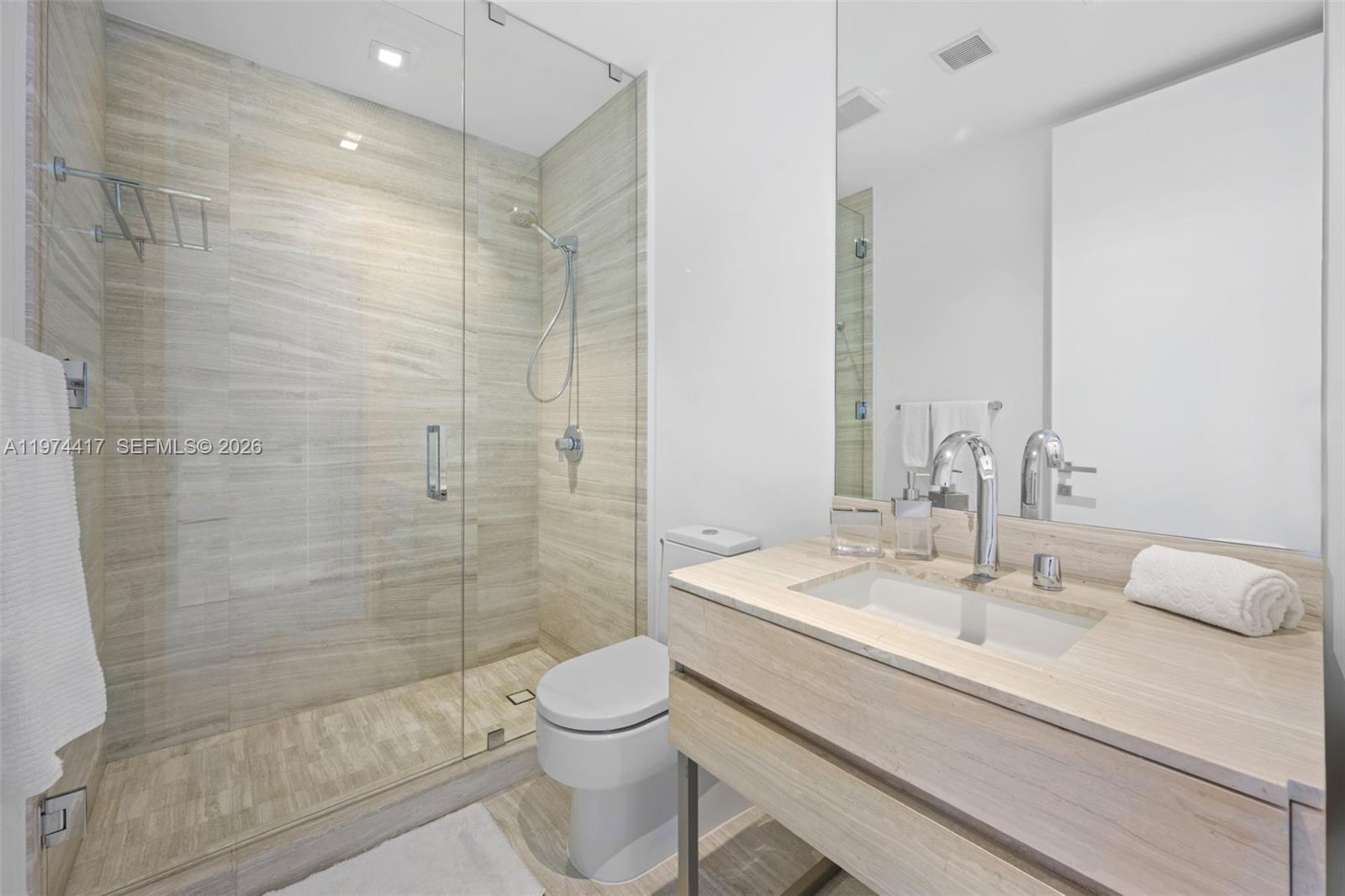 18975 Collins Ave #605 Sunny Isles Beach, FL 33160