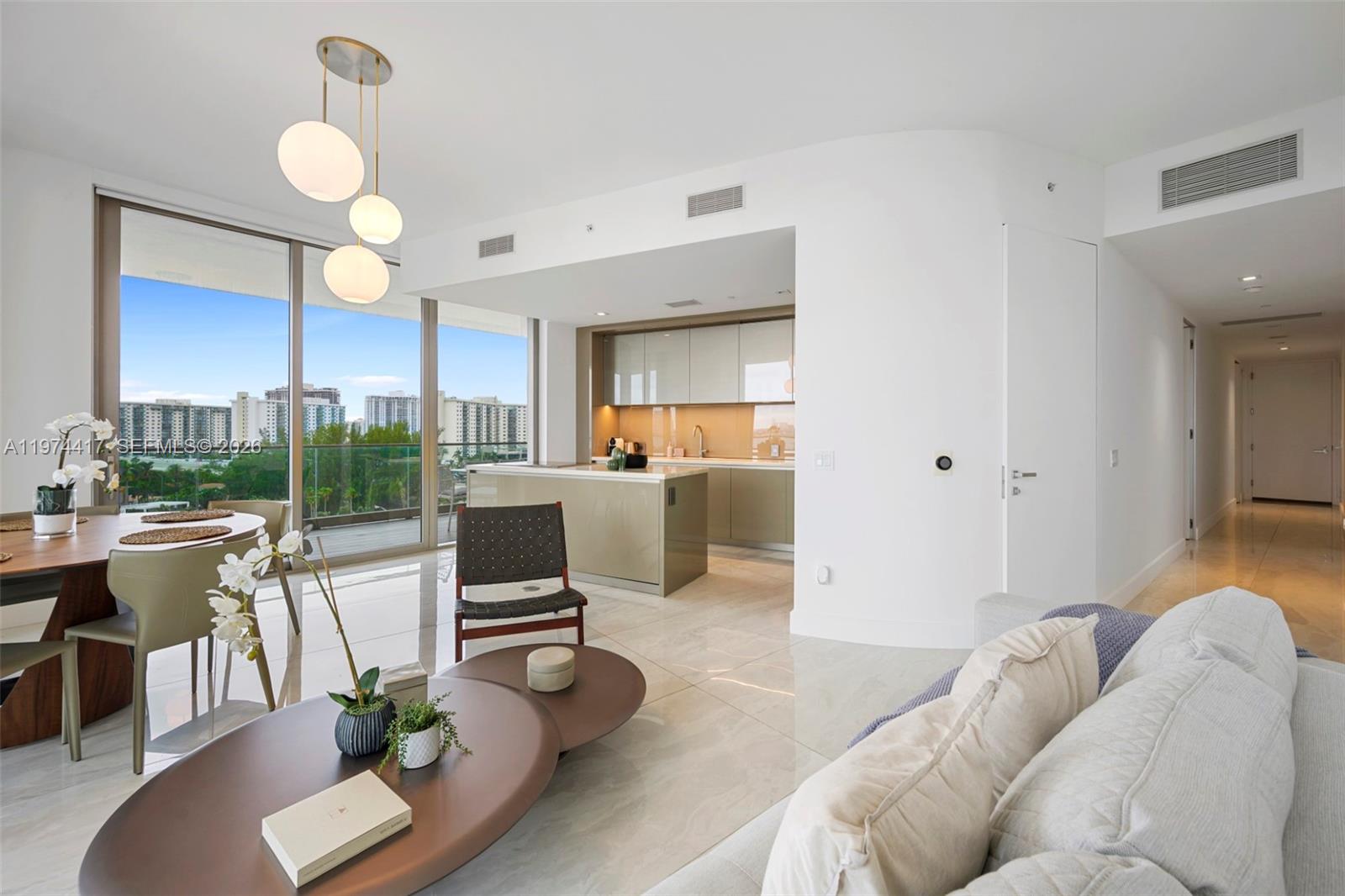 18975 Collins Ave #605 Sunny Isles Beach, FL 33160