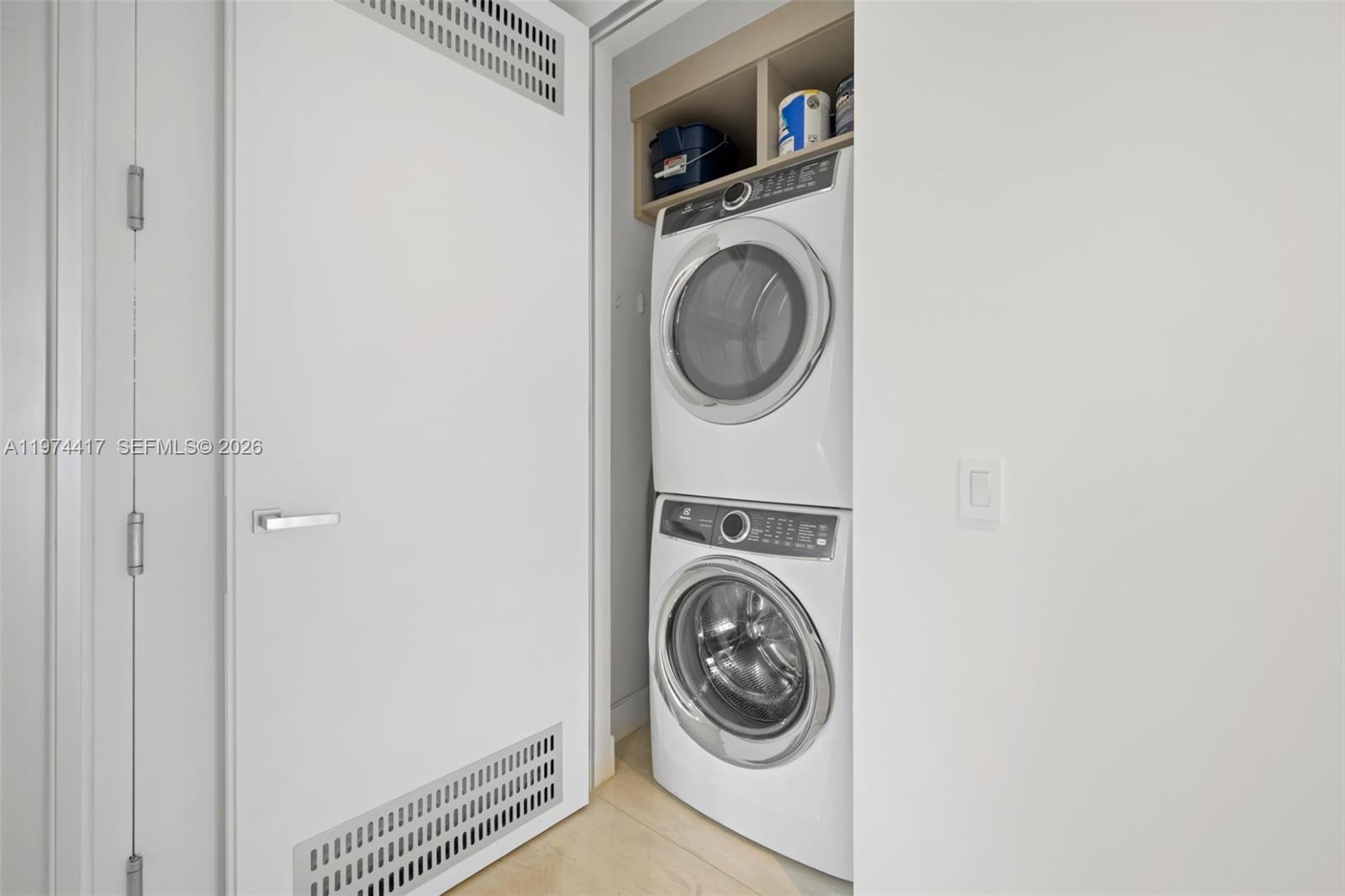 18975 Collins Ave #605 Sunny Isles Beach, FL 33160