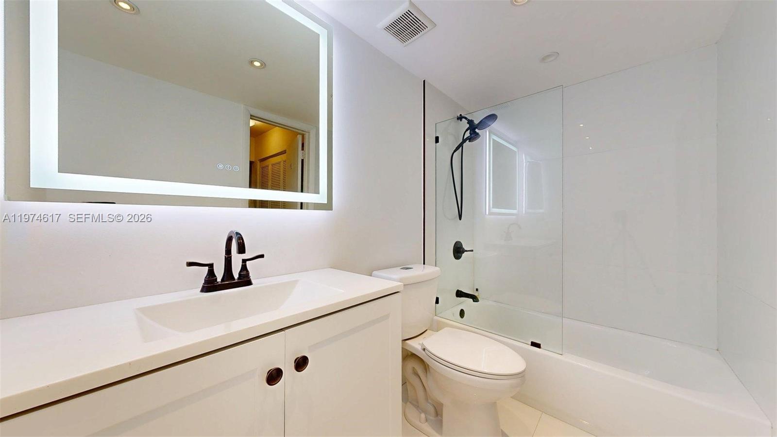 3860 NE 170th St #310 North Miami Beach, FL 33160