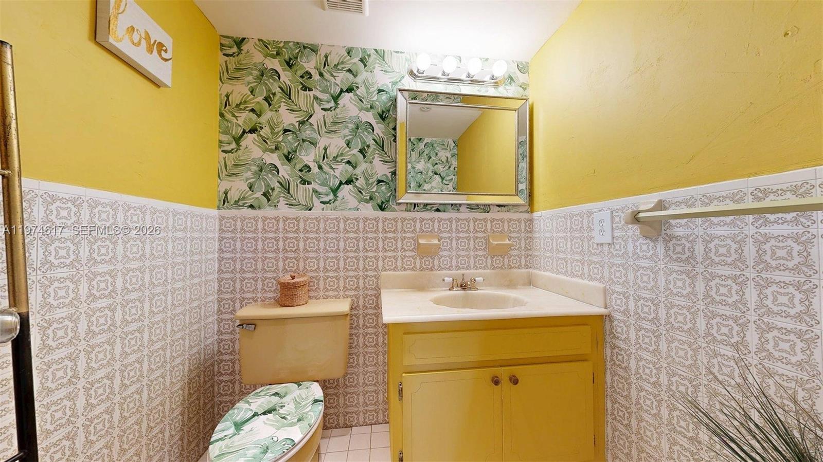 3860 NE 170th St #310 North Miami Beach, FL 33160