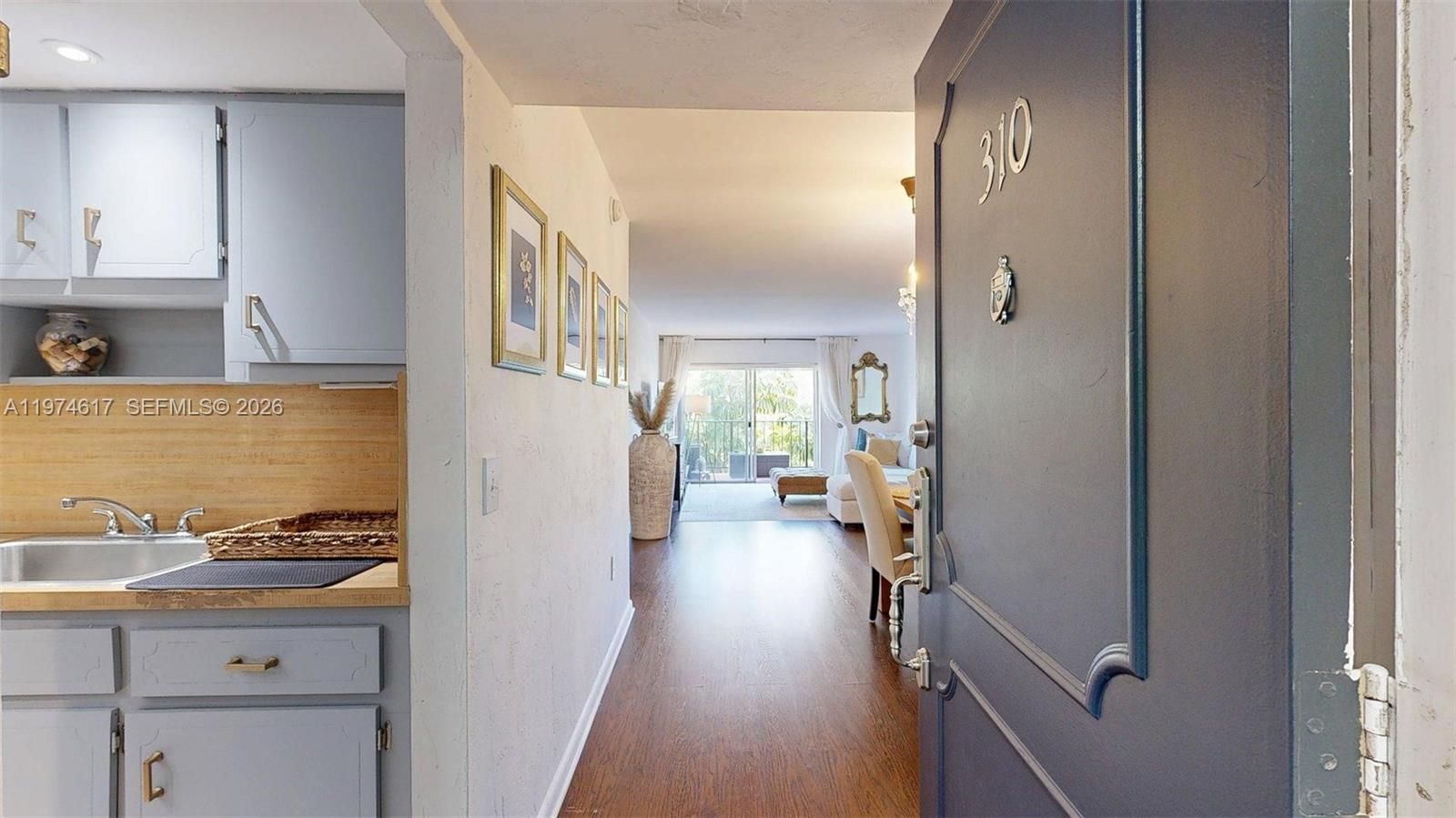 3860 NE 170th St #310 North Miami Beach, FL 33160