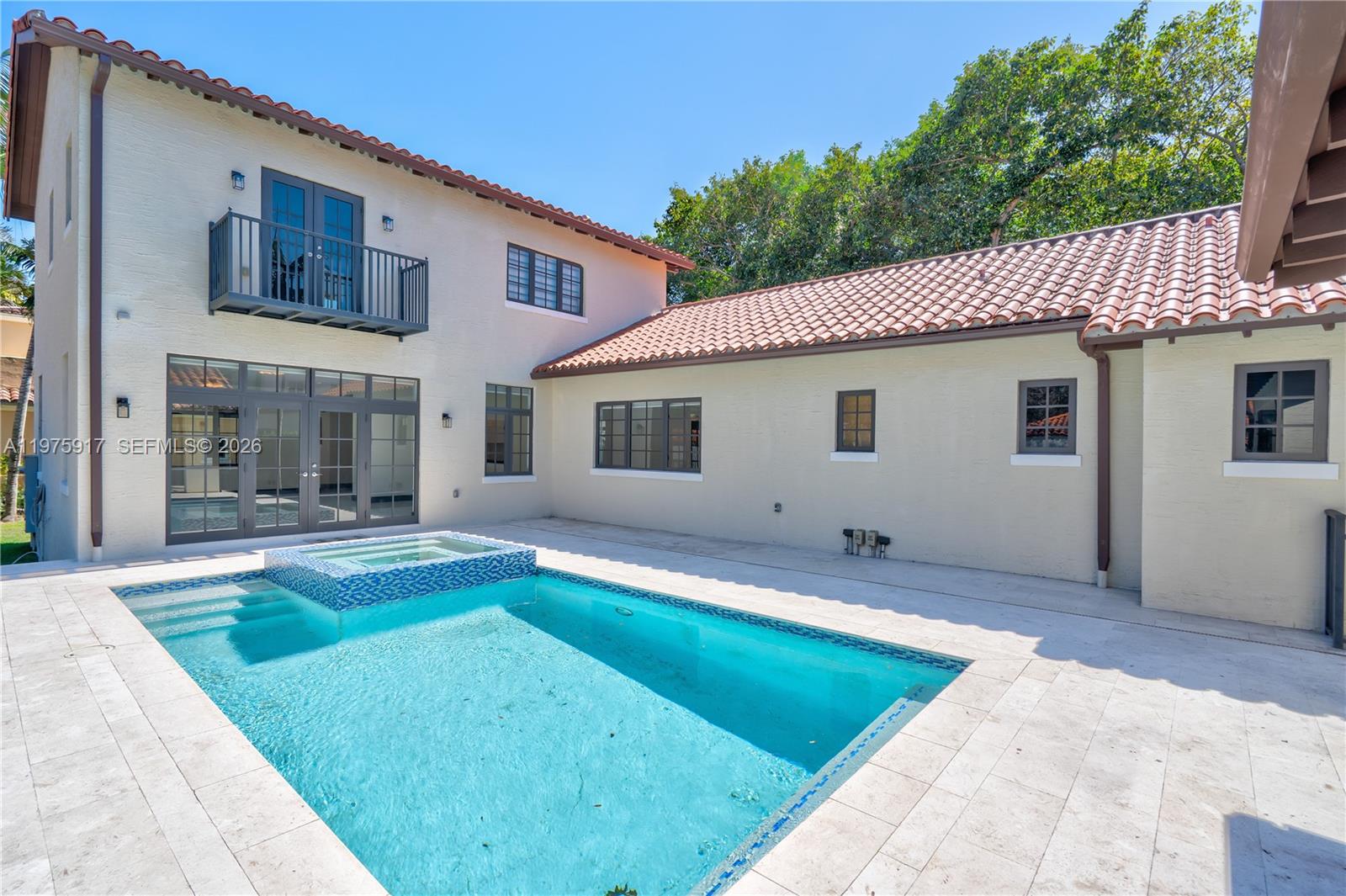 519 Alhambra Cir Coral Gables, FL 33134