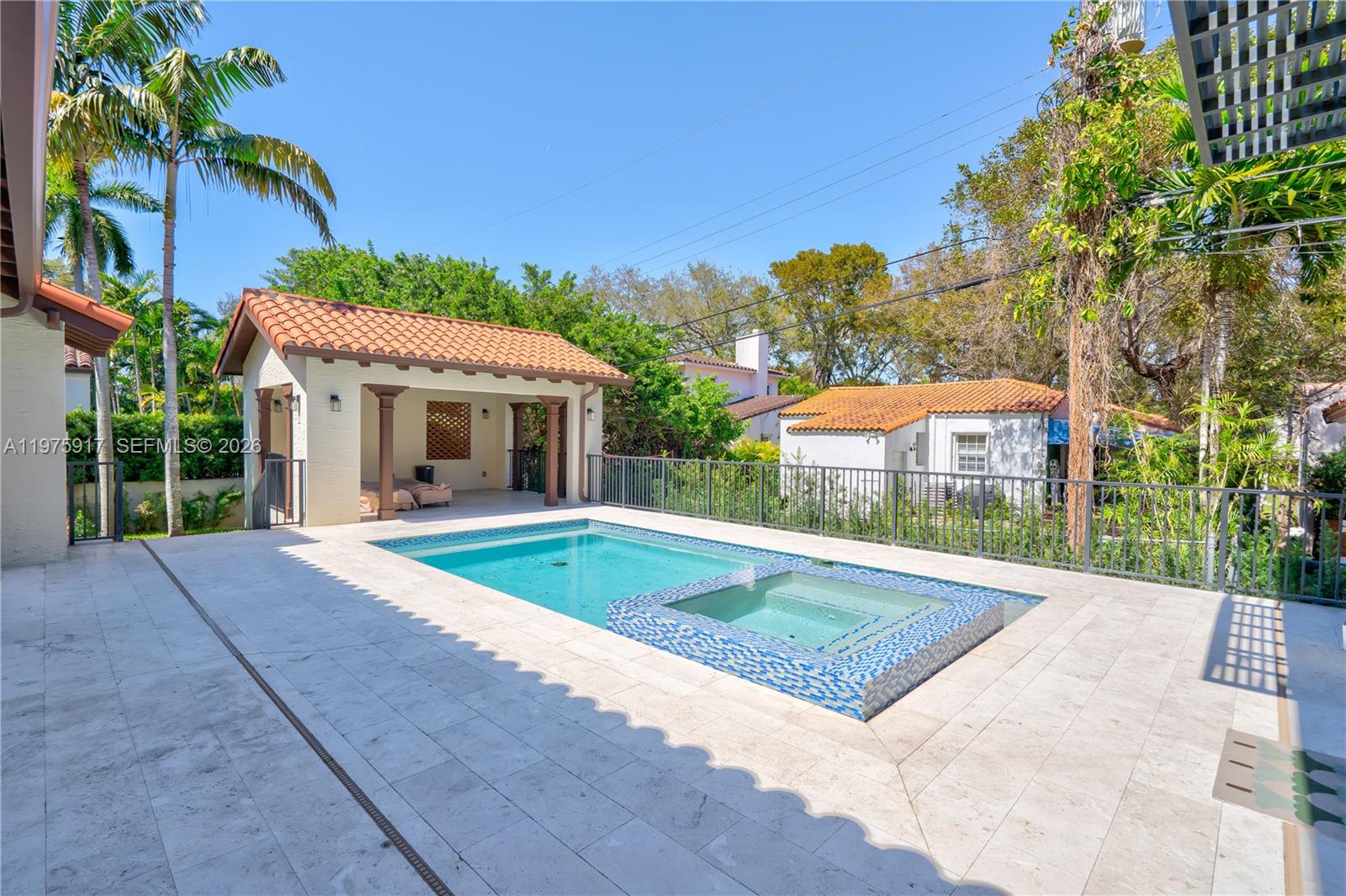 519 Alhambra Cir Coral Gables, FL 33134