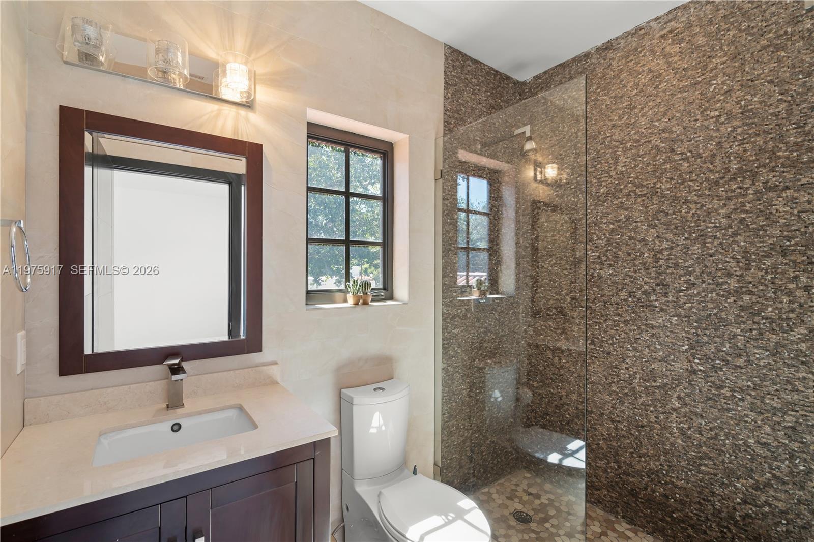 519 Alhambra Cir Coral Gables, FL 33134