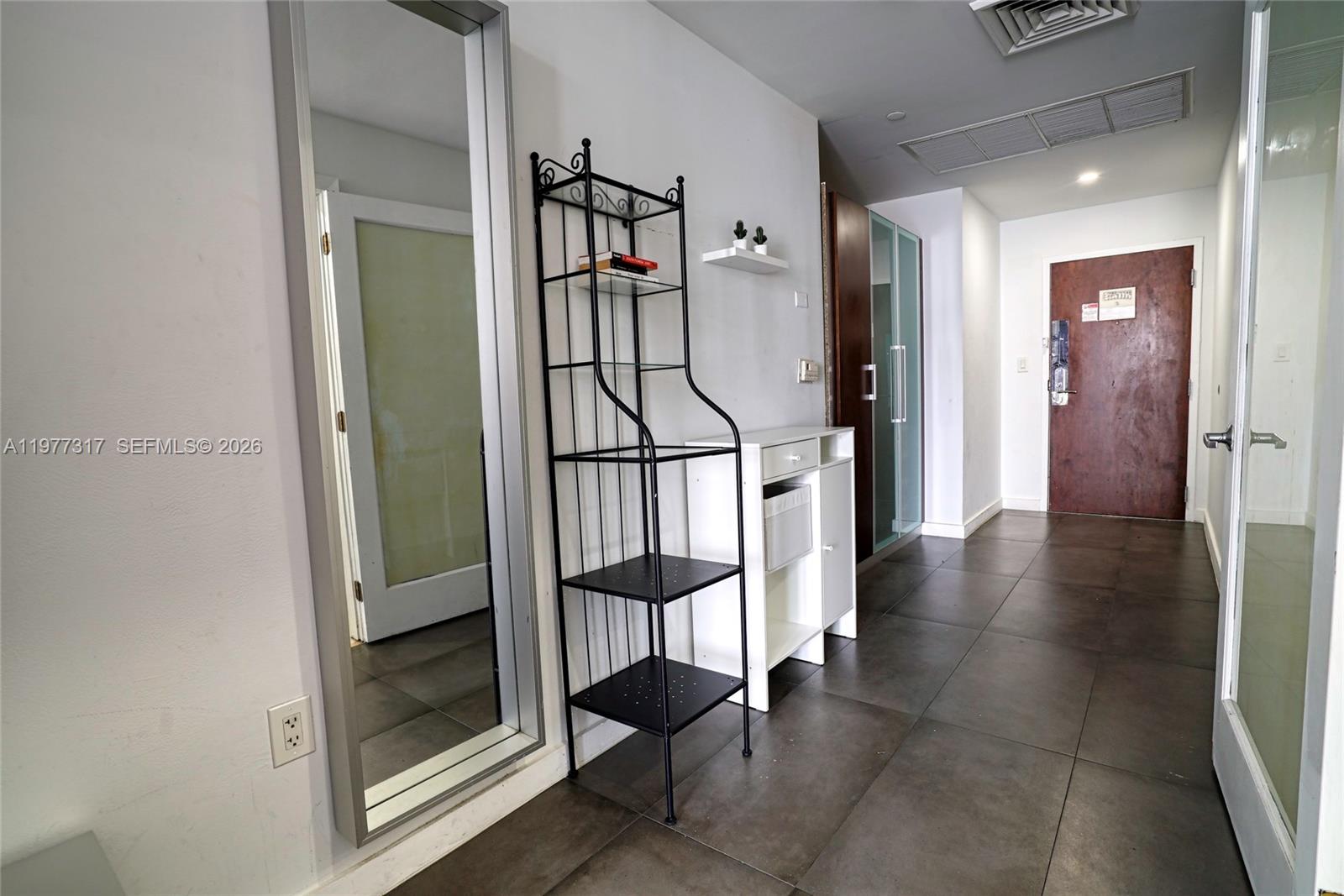 1052 Ocean Dr #C407 Miami Beach, FL 33139