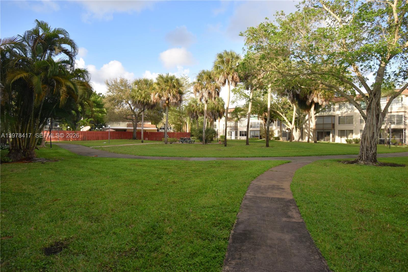 7500 NW 17th St #102 Plantation, FL 33313