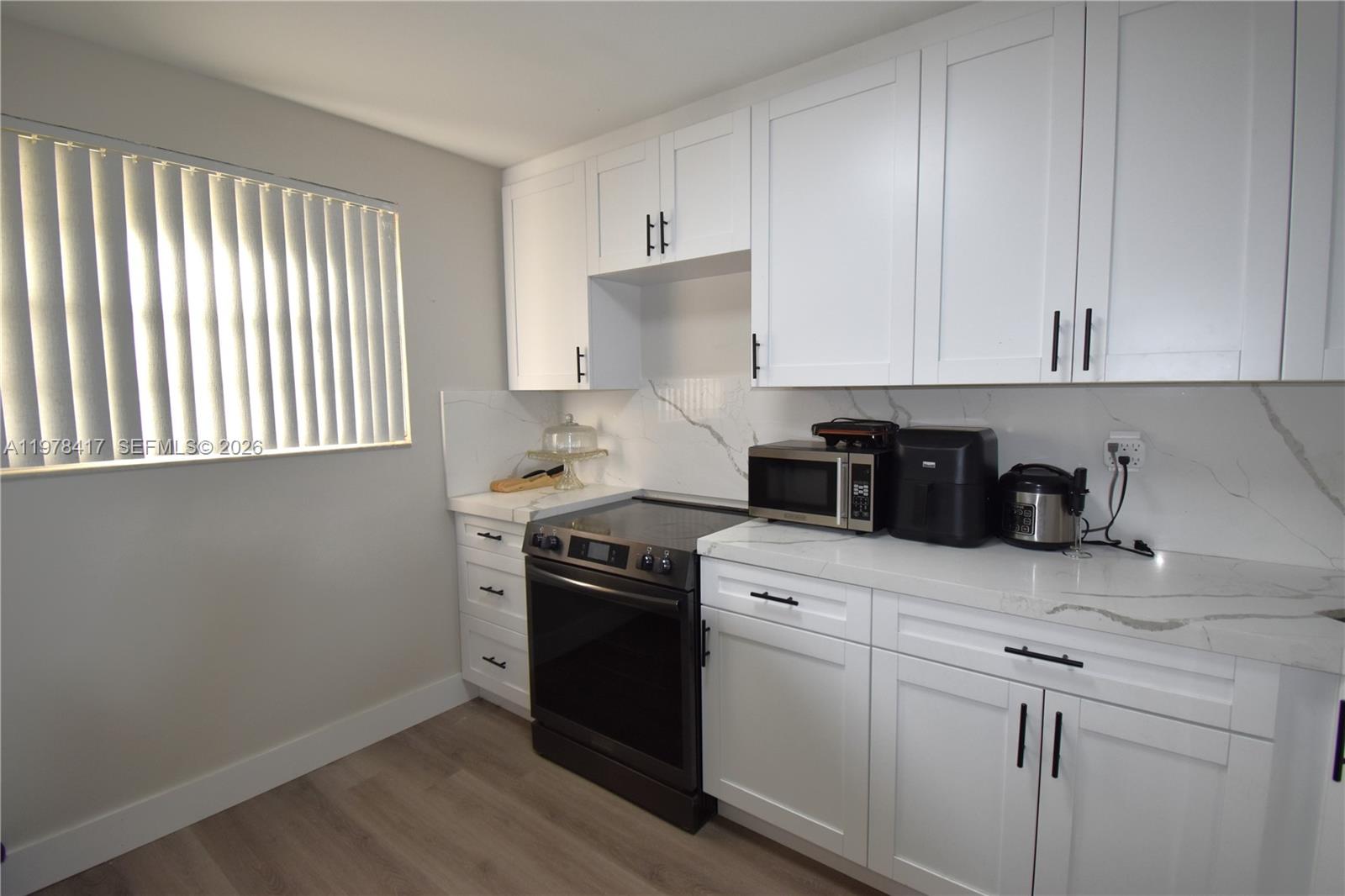 7500 NW 17th St #102 Plantation, FL 33313