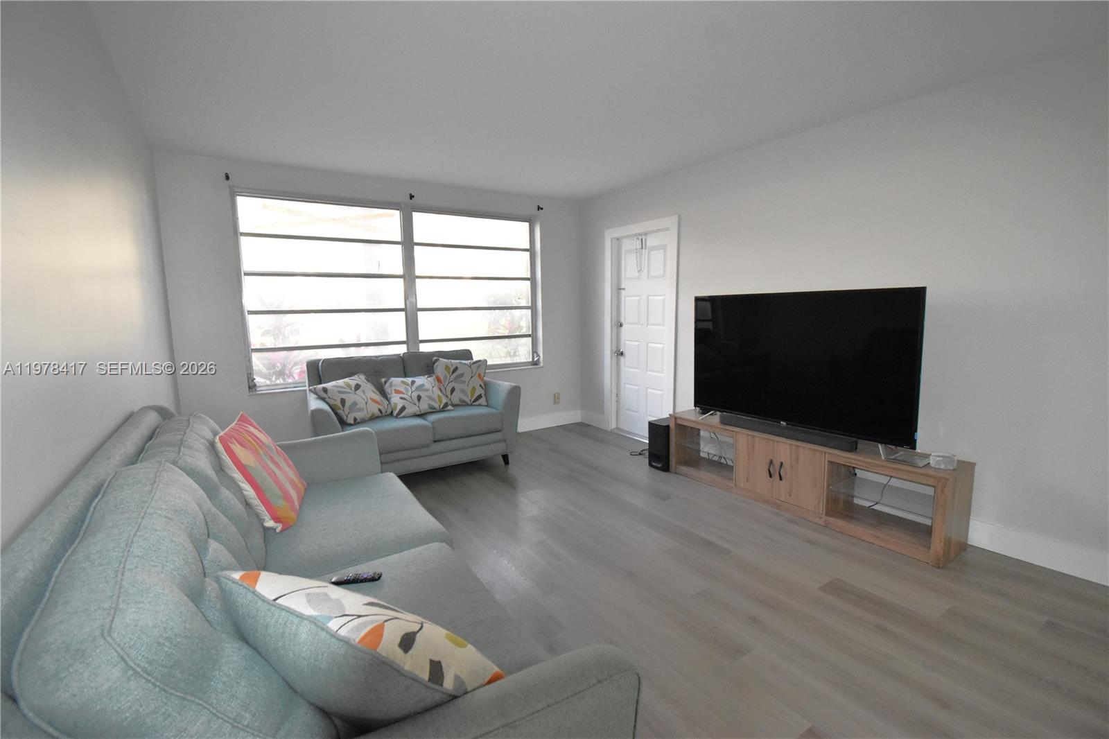 7500 NW 17th St #102 Plantation, FL 33313