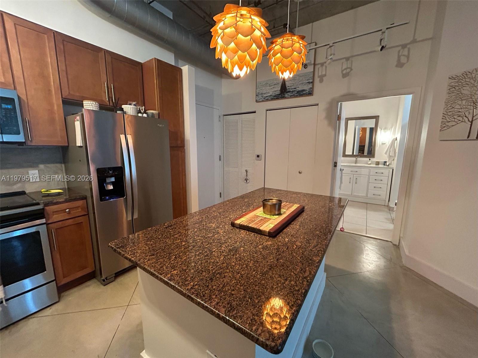 image Cite on the Bay East15