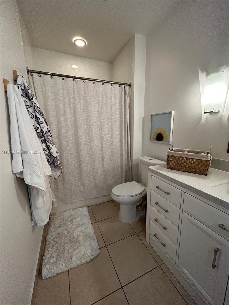 image Cite on the Bay East27