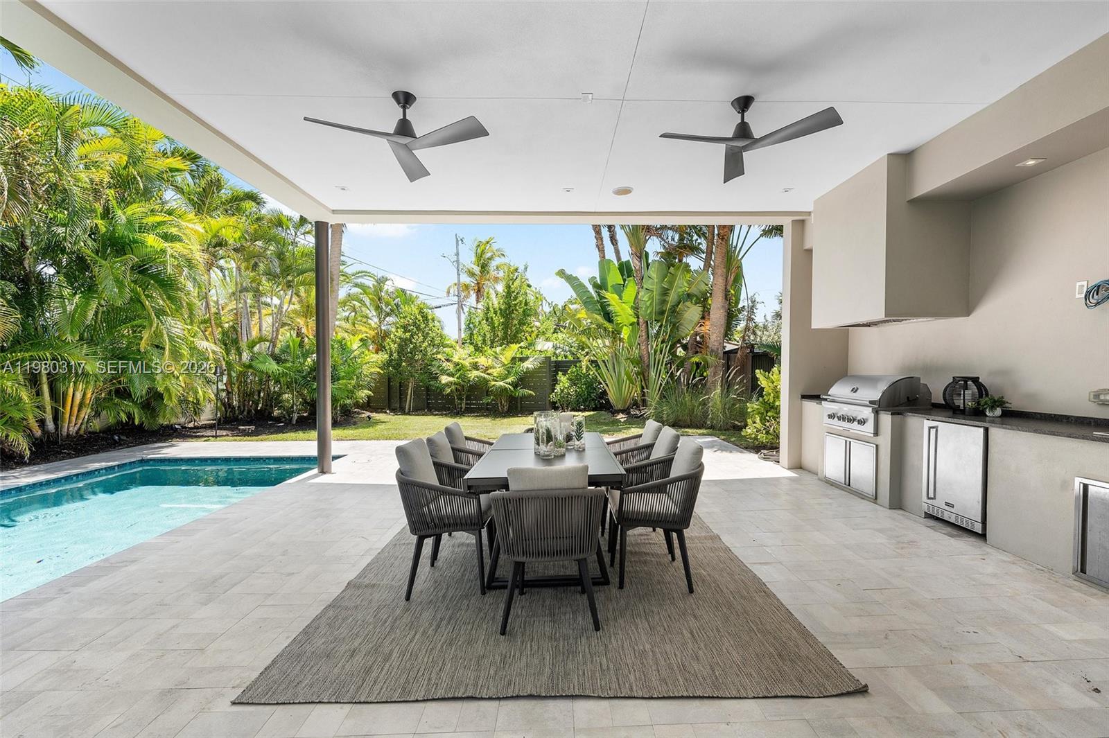 2500 Middle Riv Dr Fort Lauderdale, FL 33305