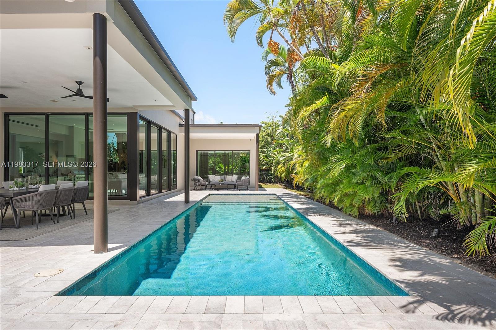 2500 Middle Riv Dr Fort Lauderdale, FL 33305