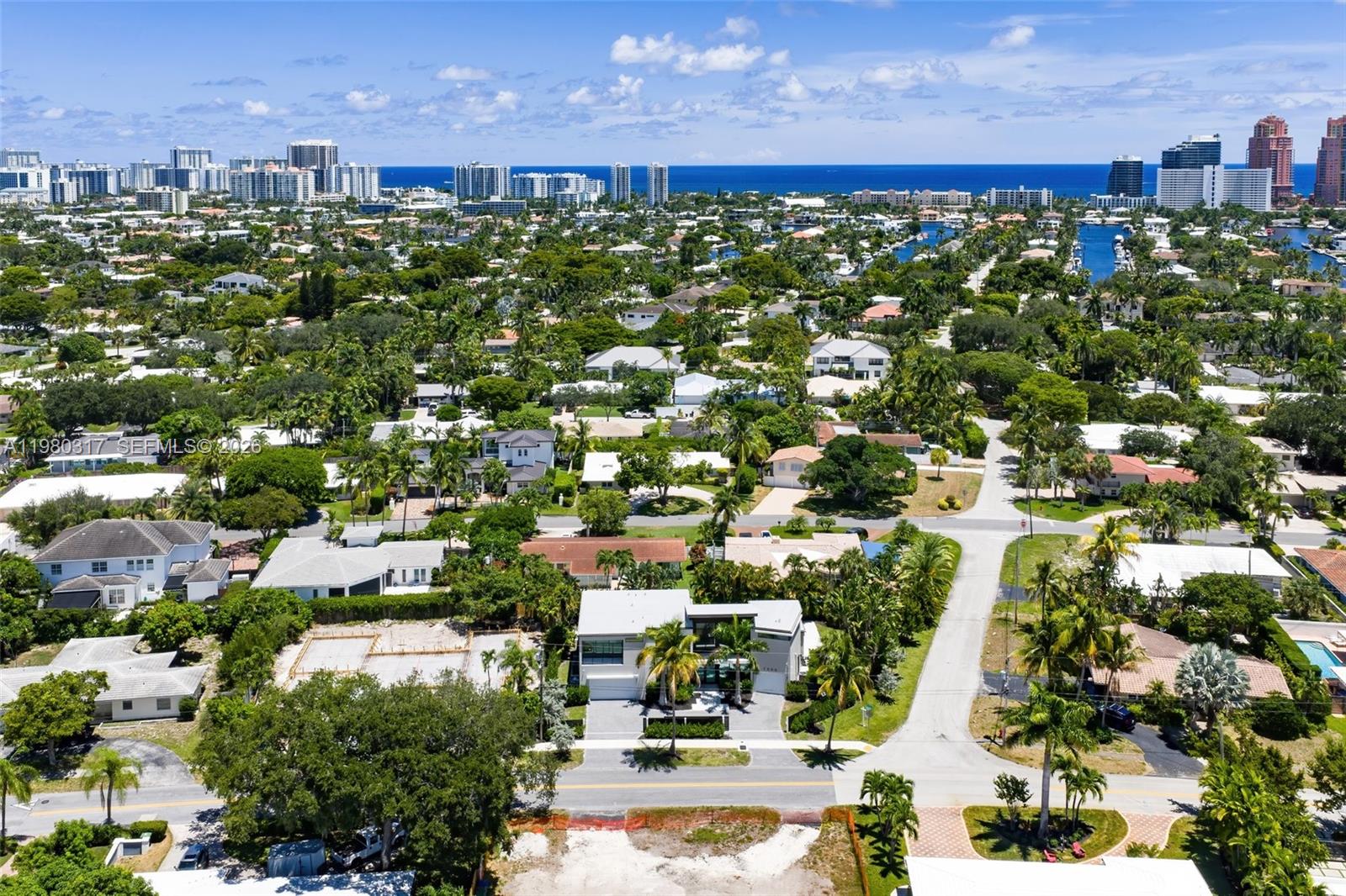 2500 Middle Riv Dr Fort Lauderdale, FL 33305