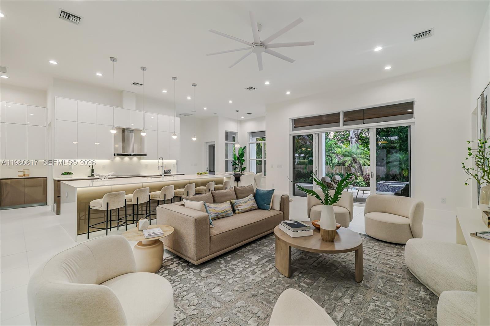 11412 NE 8th Ave Biscayne Park, FL 33161