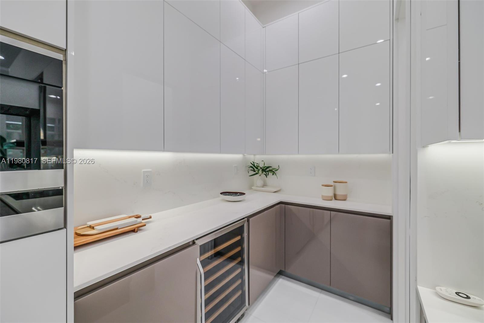 11412 NE 8th Ave Biscayne Park, FL 33161