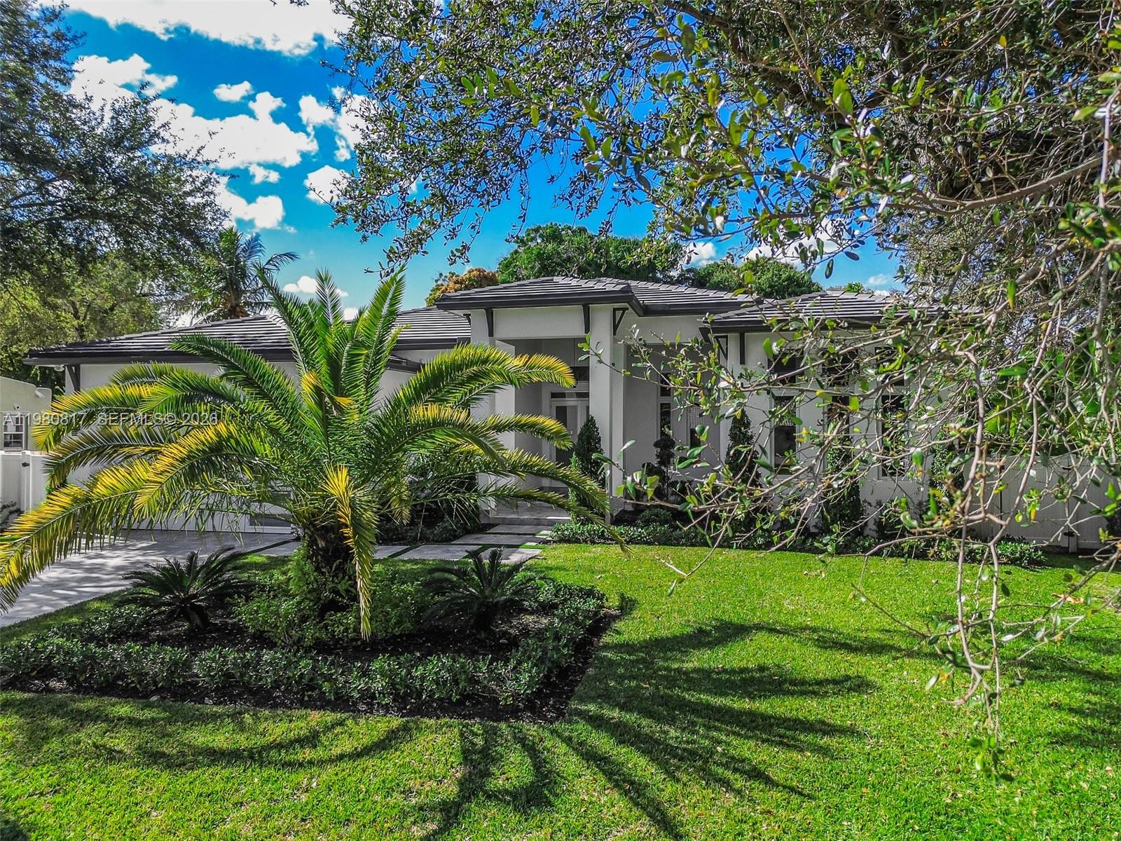 11412 NE 8th Ave Biscayne Park, FL 33161