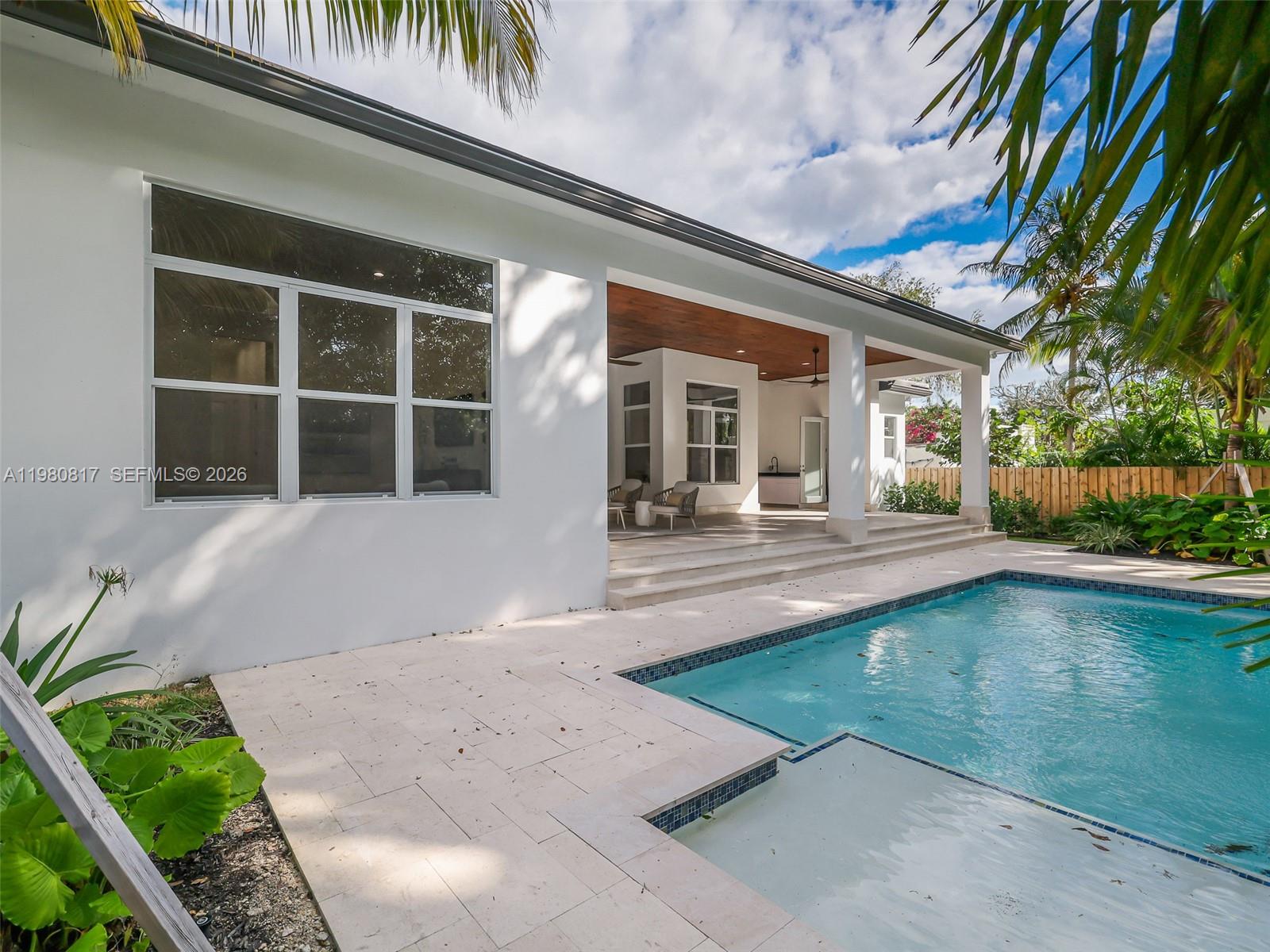 11412 NE 8th Ave Biscayne Park, FL 33161