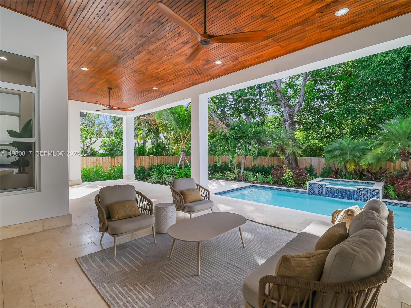 11412 NE 8th Ave Biscayne Park, FL 33161