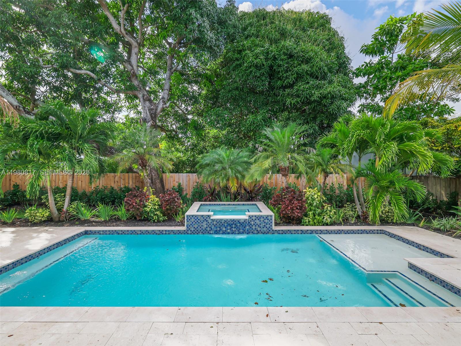 11412 NE 8th Ave Biscayne Park, FL 33161