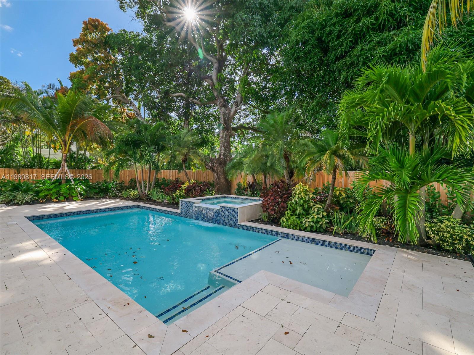 11412 NE 8th Ave Biscayne Park, FL 33161