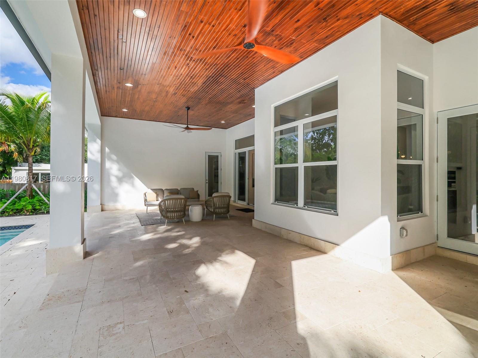 11412 NE 8th Ave Biscayne Park, FL 33161