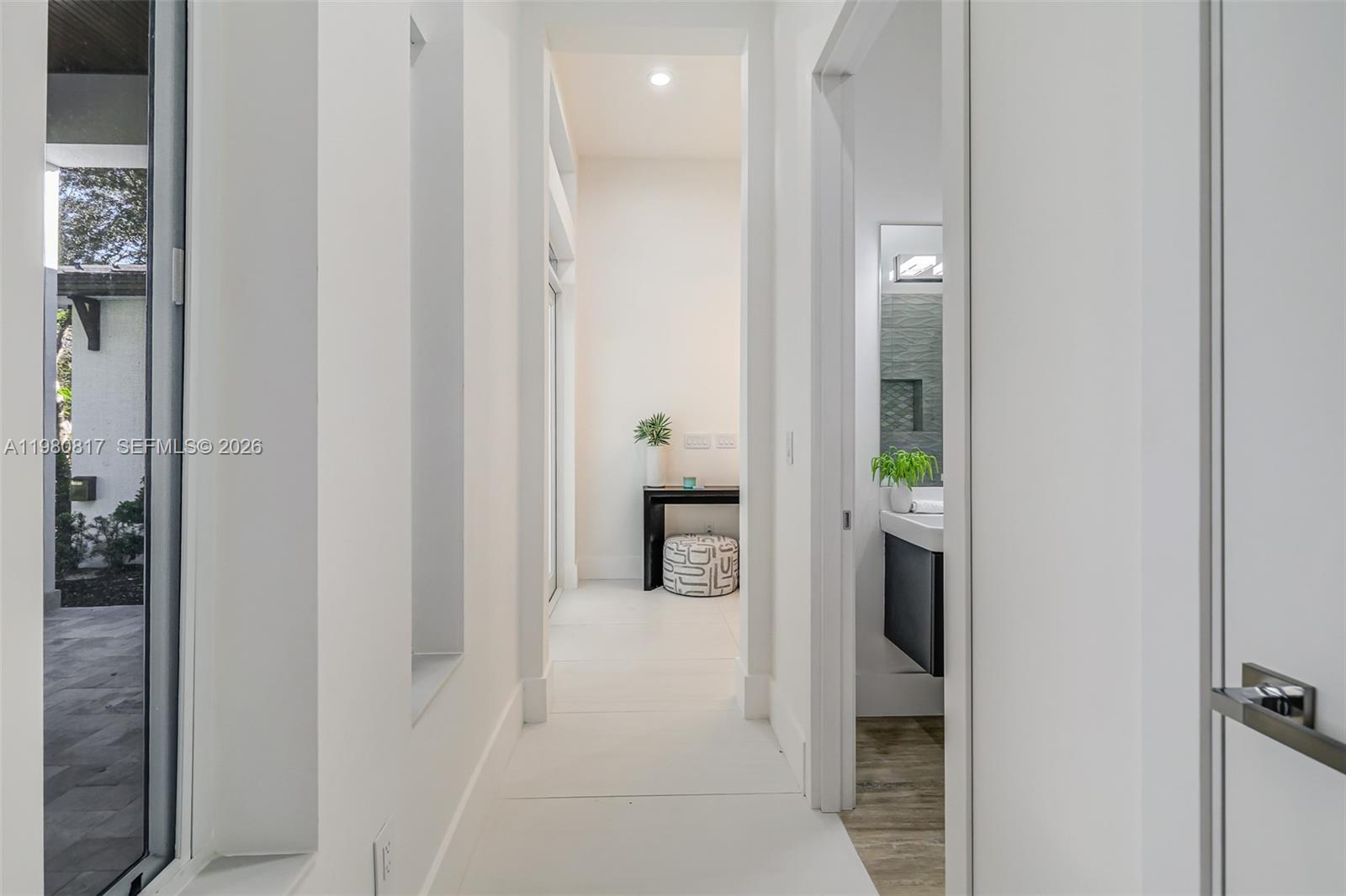 11412 NE 8th Ave Biscayne Park, FL 33161