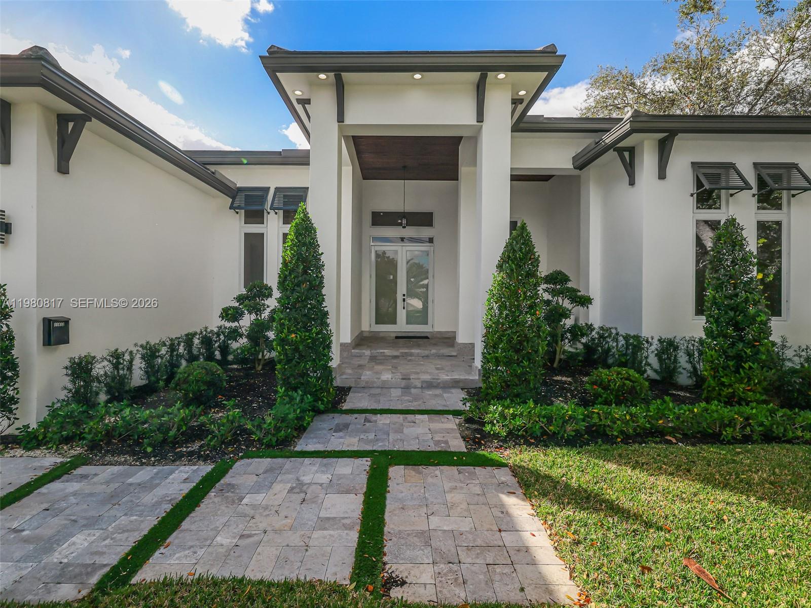 11412 NE 8th Ave Biscayne Park, FL 33161