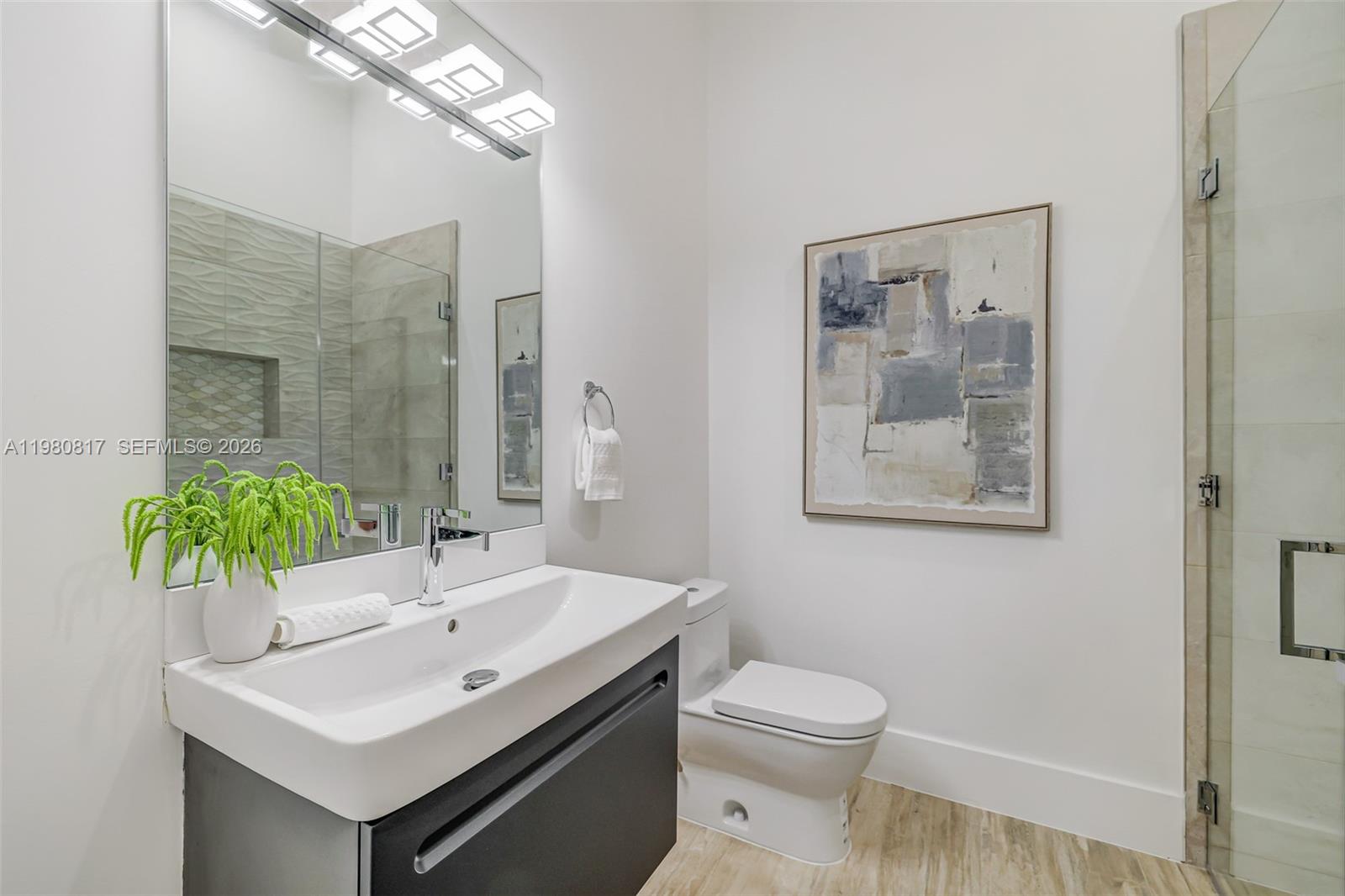 11412 NE 8th Ave Biscayne Park, FL 33161