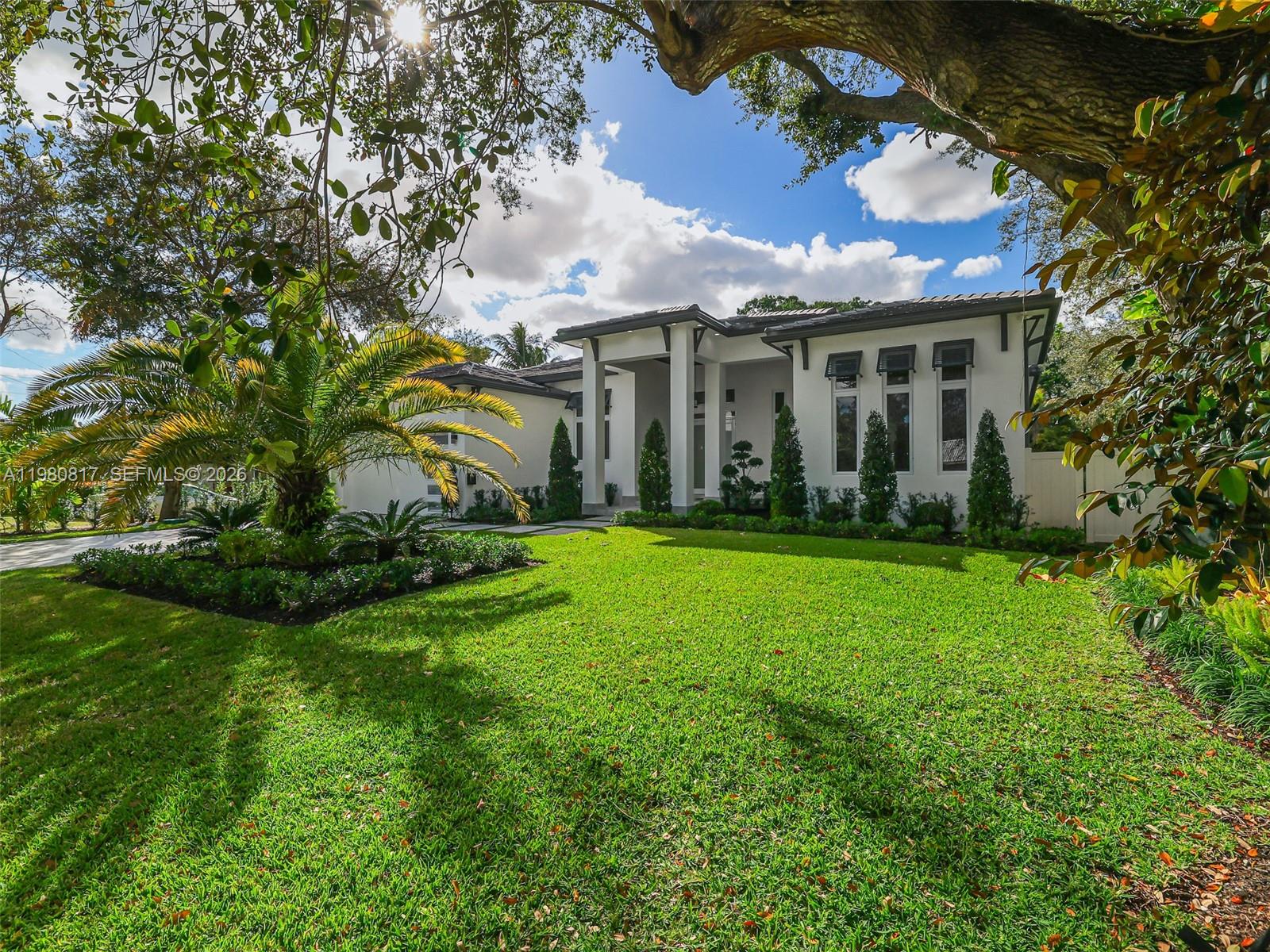 11412 NE 8th Ave Biscayne Park, FL 33161