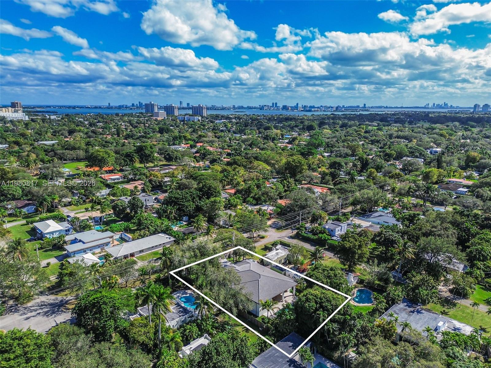 11412 NE 8th Ave Biscayne Park, FL 33161