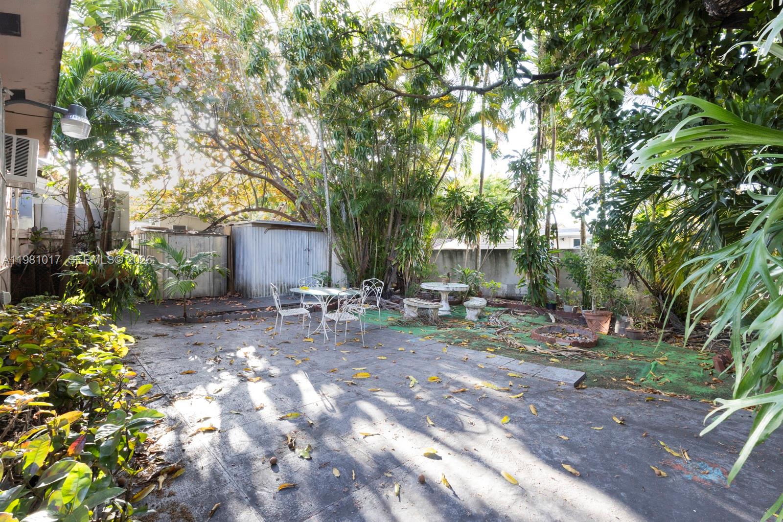 101 SW 24th Ave Miami, FL 33135