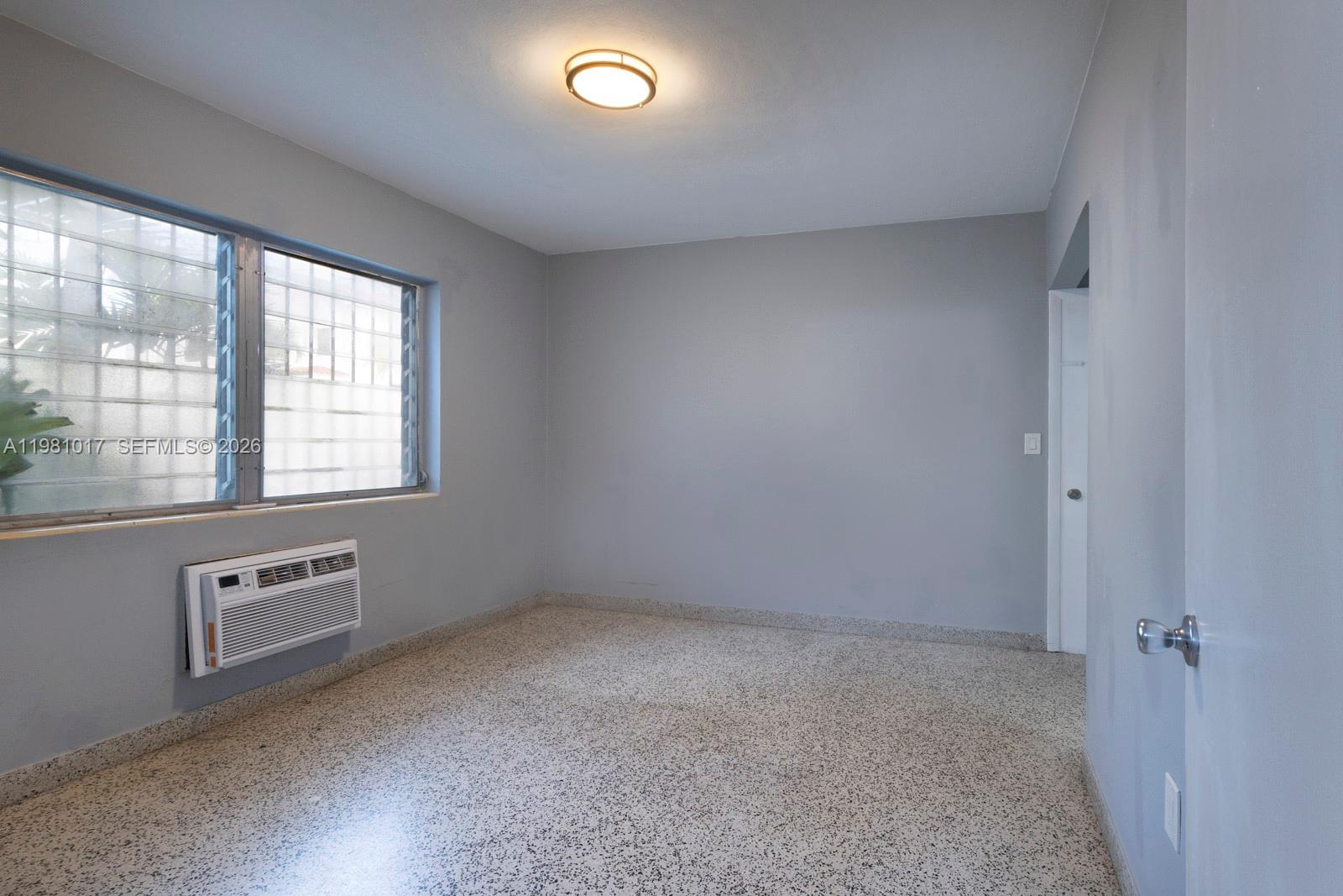 101 SW 24th Ave Miami, FL 33135