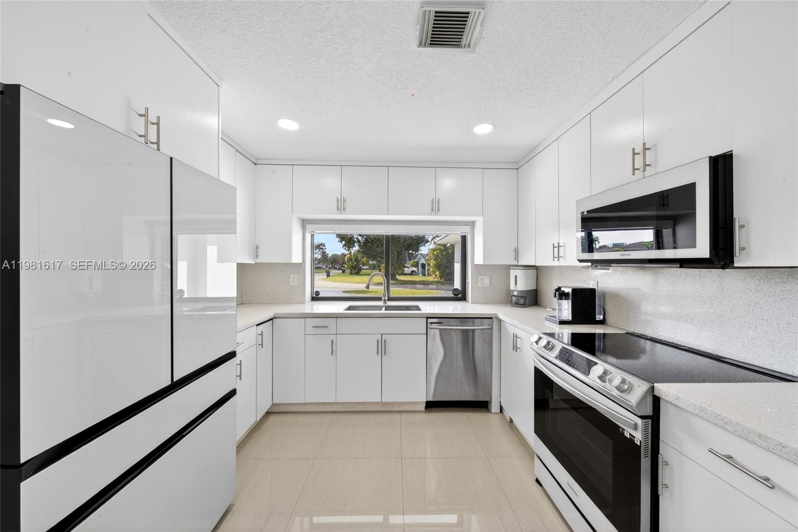 11951 SW 120th Ter Miami, FL 33186