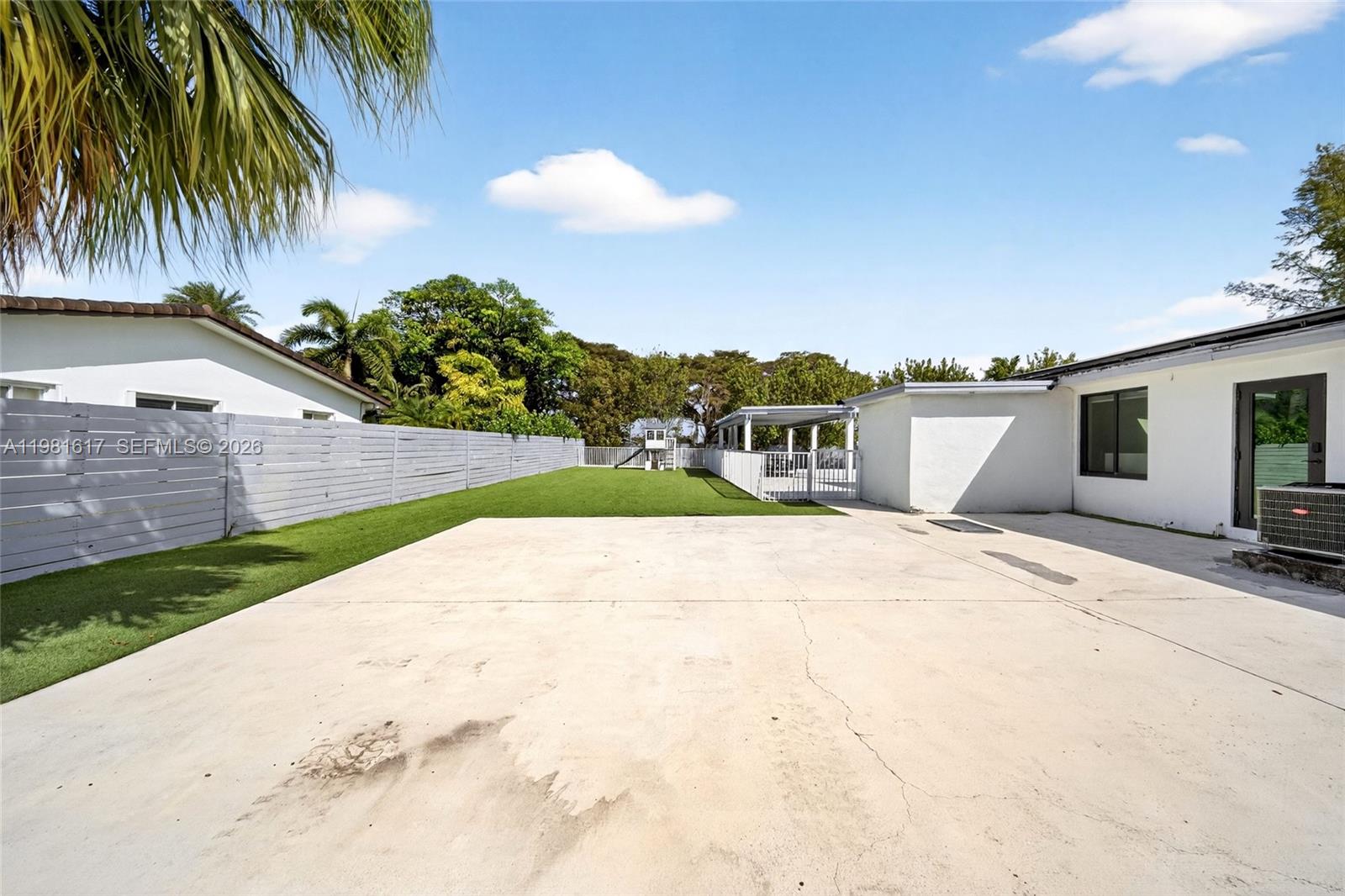 11951 SW 120th Ter Miami, FL 33186